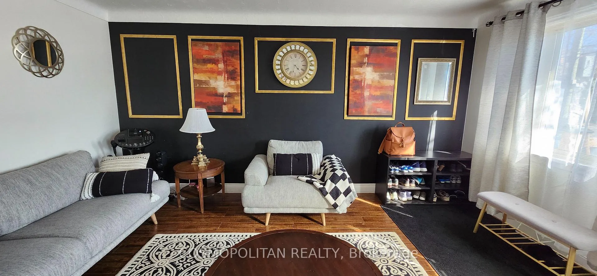 Photo 3 of 257 Grantham Avenue, St. Catharines, Facer — HOMEH
