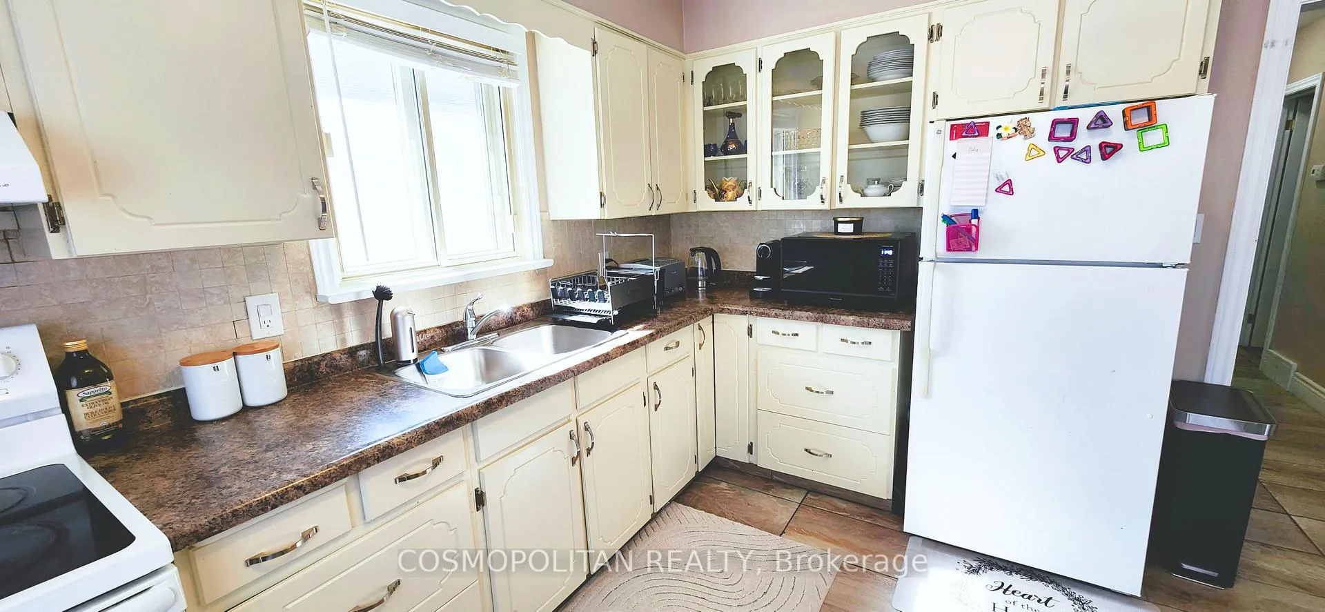 Photo 6 of 257 Grantham Avenue, St. Catharines, Facer — HOMEH