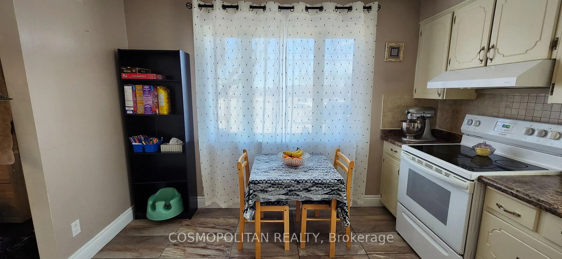 Photo 7 of 257 Grantham Avenue, St. Catharines, Facer — HOMEH