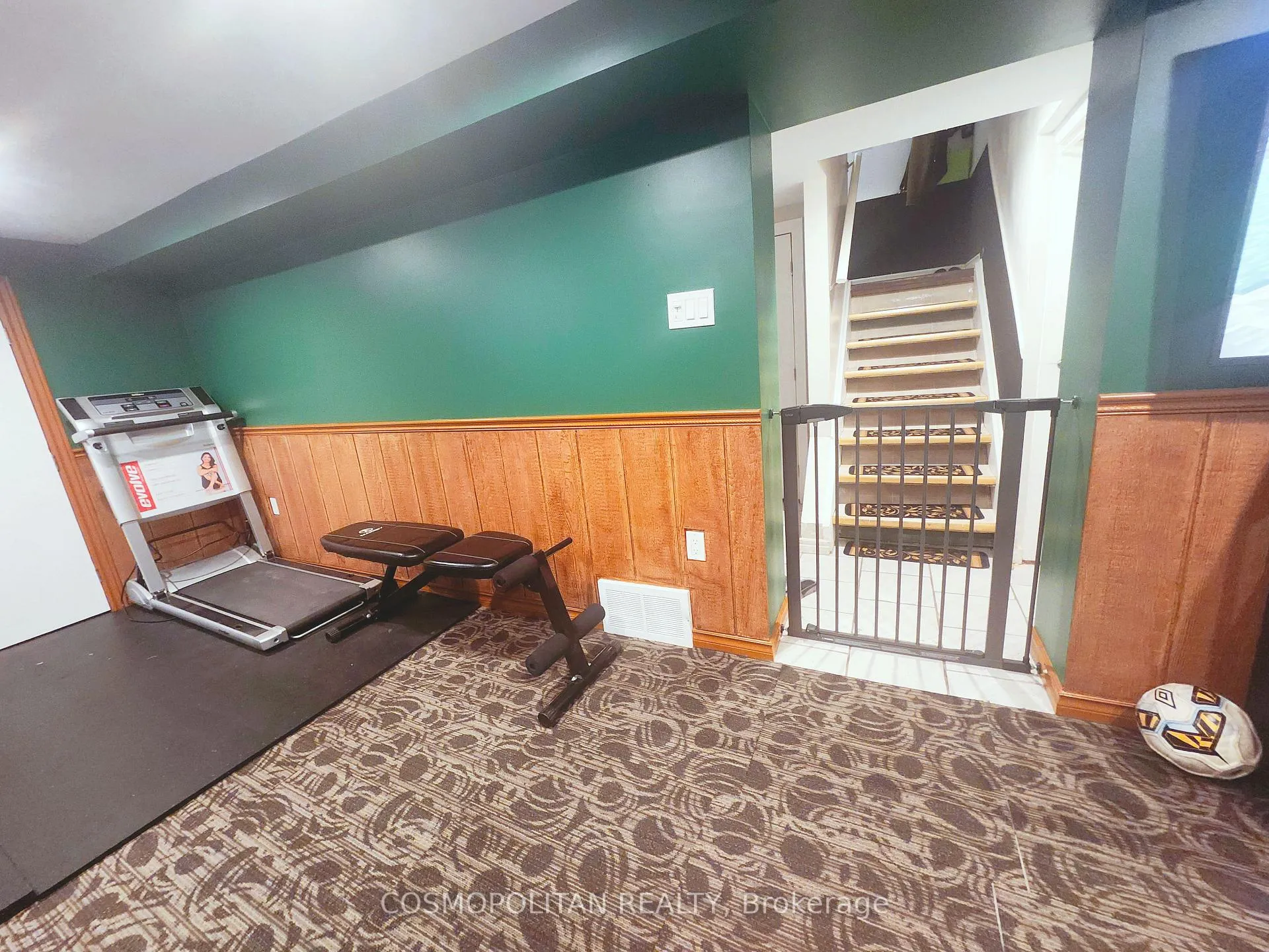 Photo 18 of 257 Grantham Avenue, St. Catharines, Facer — HOMEH