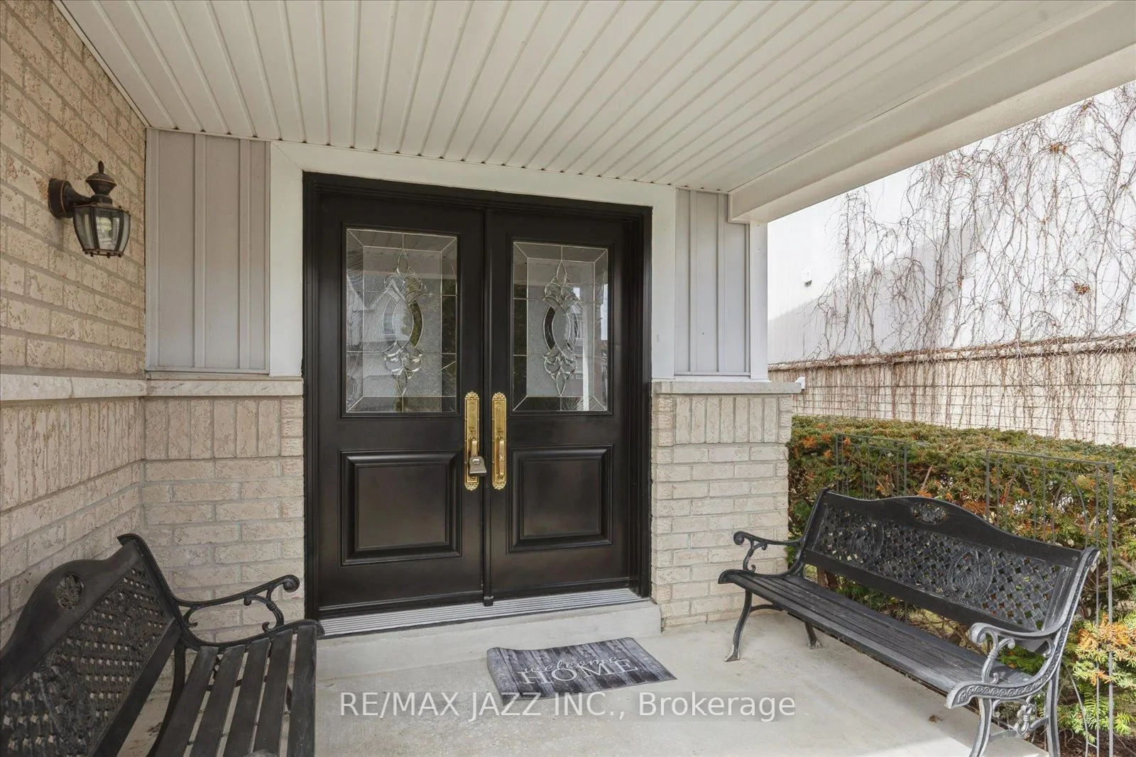 Photo 2 of 1395 Ashgrove Crescent, Oshawa, Pinecrest — HOMEH