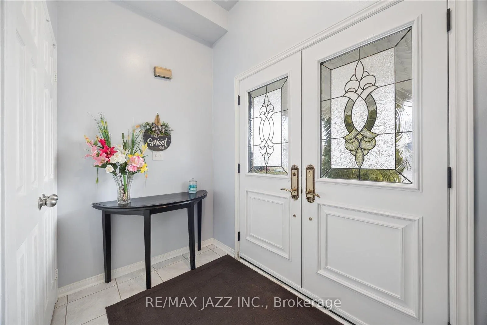 Photo 3 of 1395 Ashgrove Crescent, Oshawa, Pinecrest — HOMEH