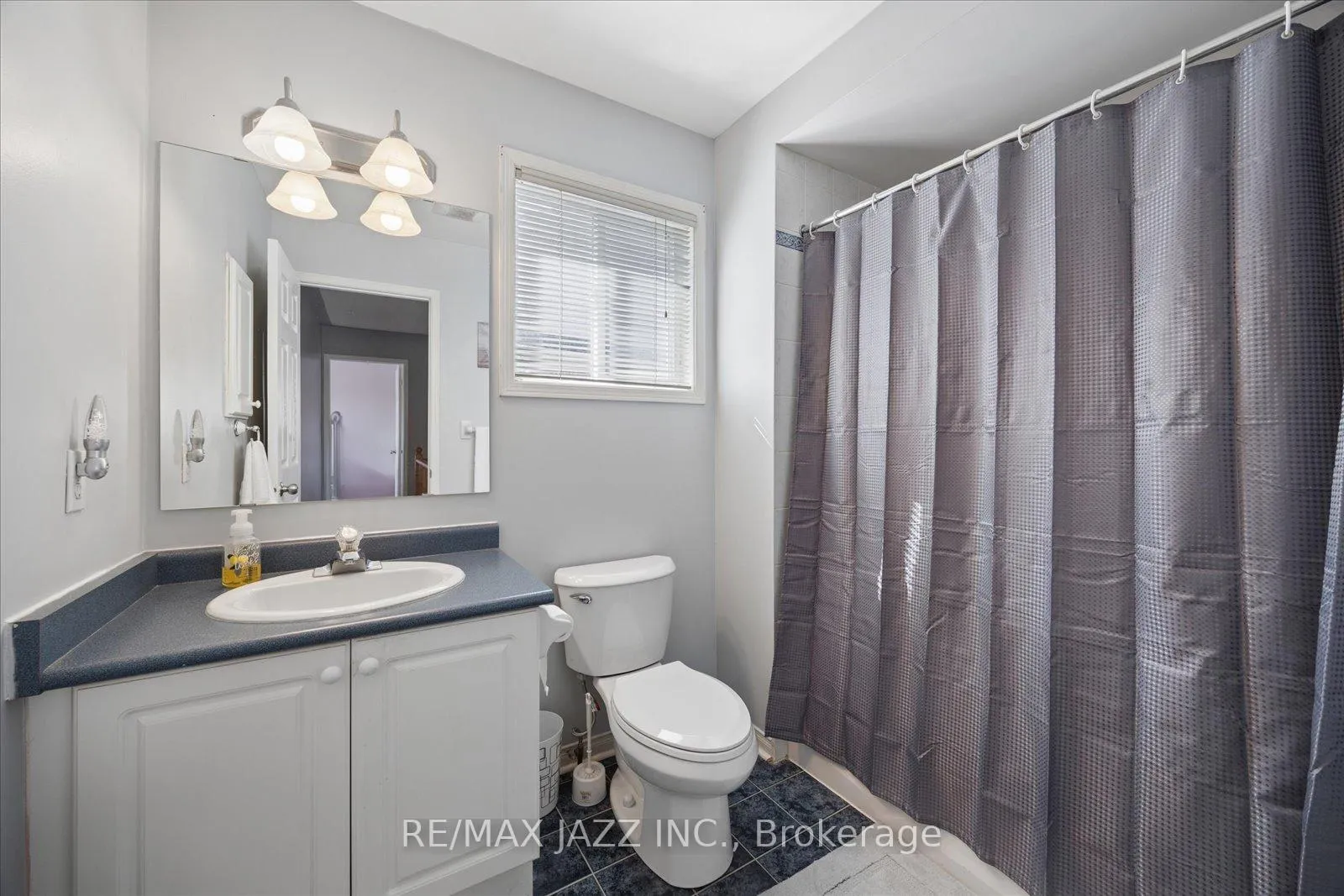Photo 19 of 1395 Ashgrove Crescent, Oshawa, Pinecrest — HOMEH