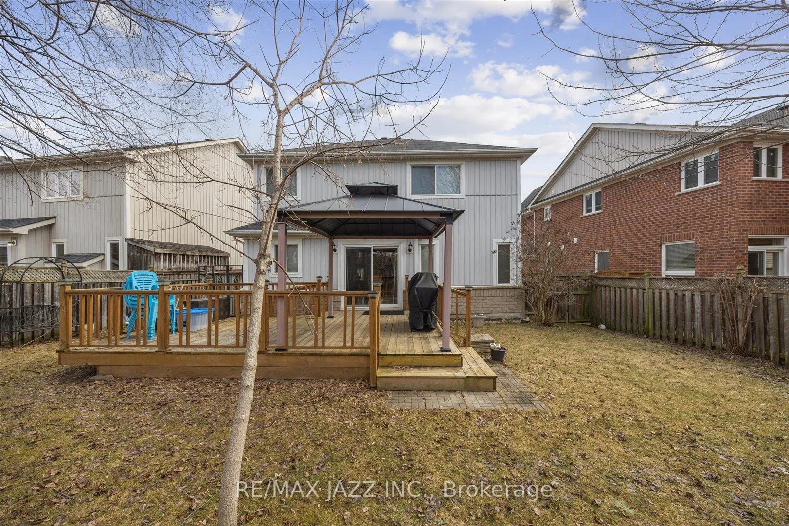 Photo 24 of 1395 Ashgrove Crescent, Oshawa, Pinecrest — HOMEH