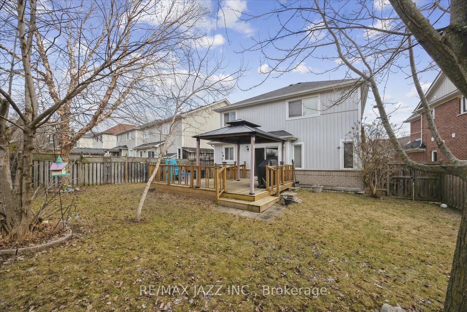 Photo 25 of 1395 Ashgrove Crescent, Oshawa, Pinecrest — HOMEH