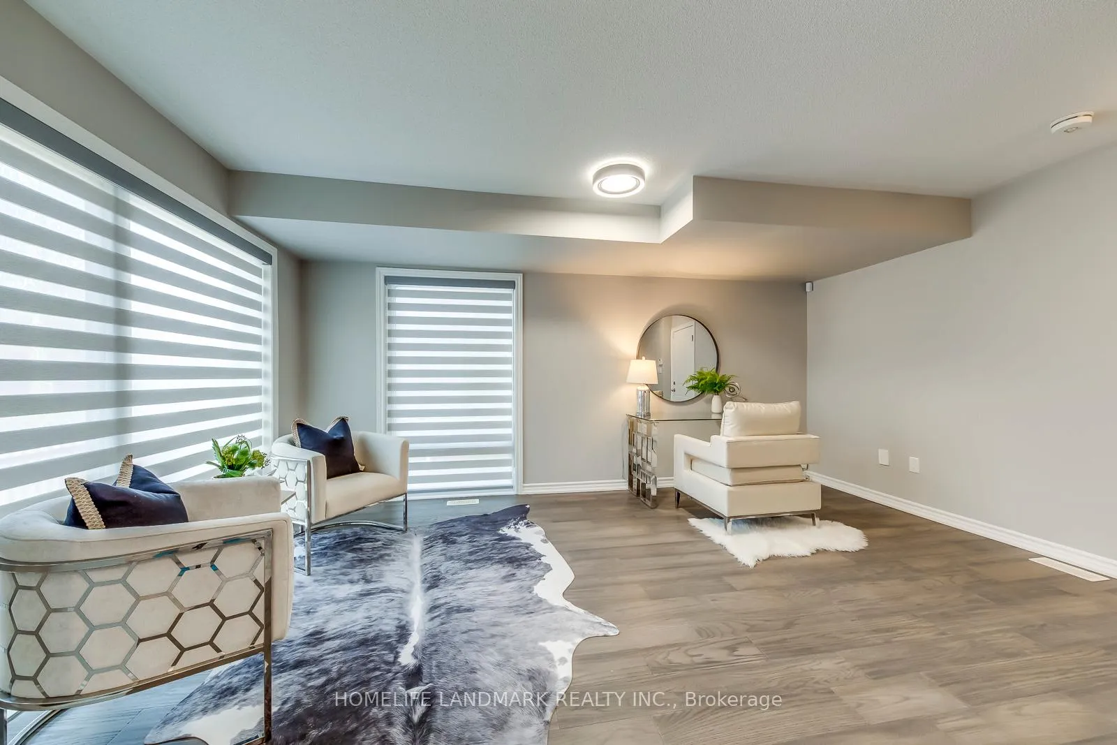 Photo 5 of Unit Unit 7 -, 2485 Badger Crescent, Oakville, Glen Abbey — HOMEH