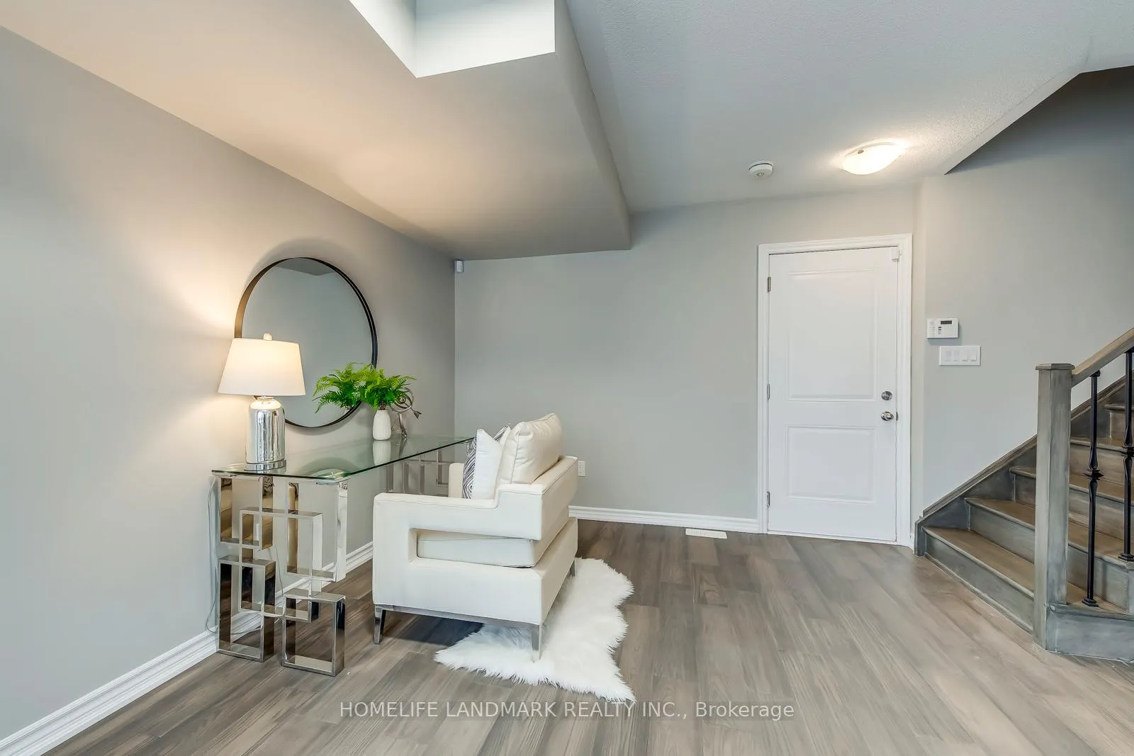 Photo 6 of Unit Unit 7 -, 2485 Badger Crescent, Oakville, Glen Abbey — HOMEH