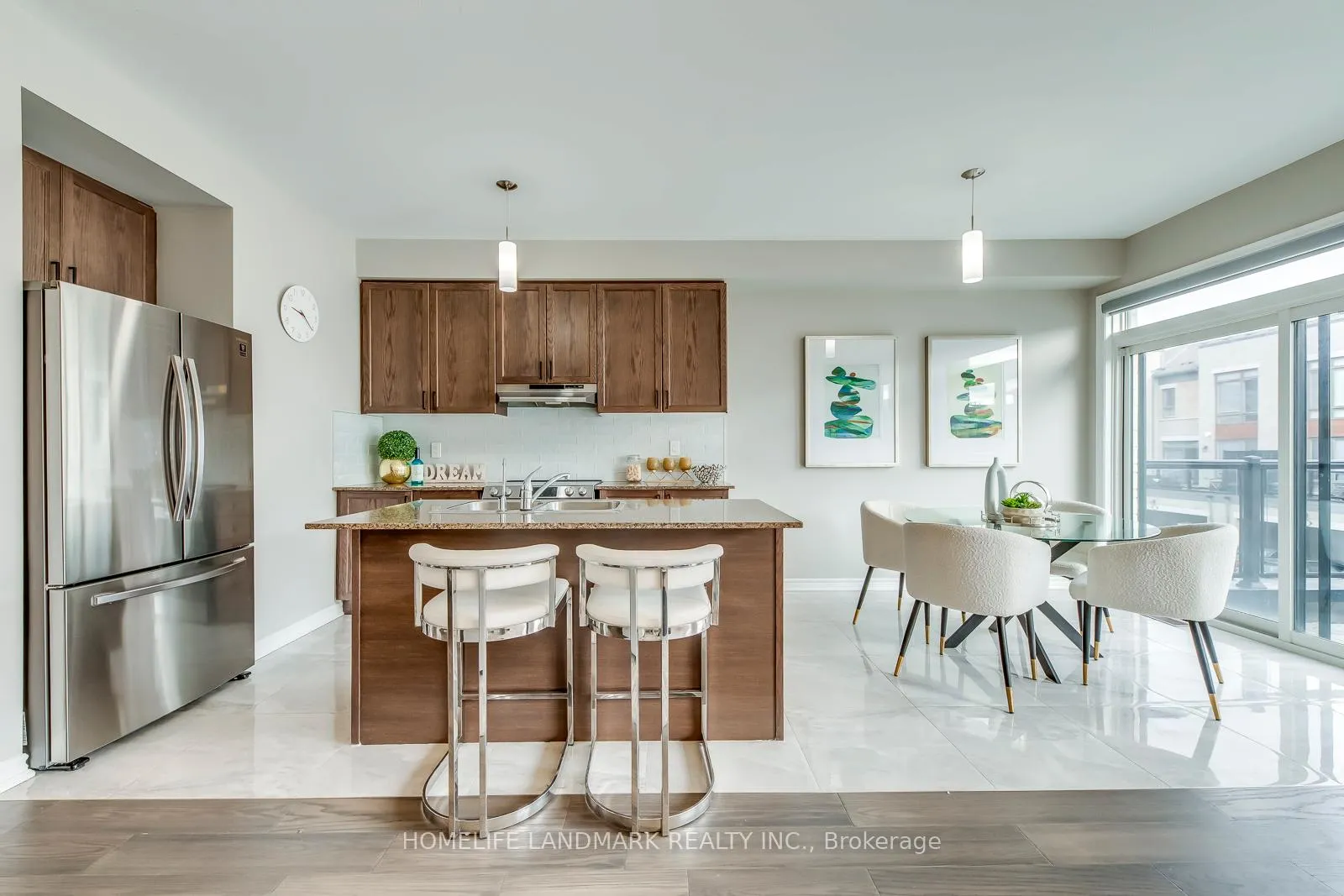Photo 16 of Unit Unit 7 -, 2485 Badger Crescent, Oakville, Glen Abbey — HOMEH