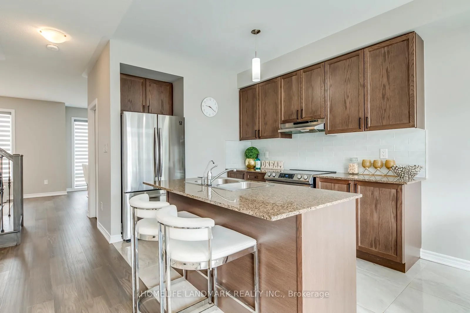 Photo 18 of Unit Unit 7 -, 2485 Badger Crescent, Oakville, Glen Abbey — HOMEH