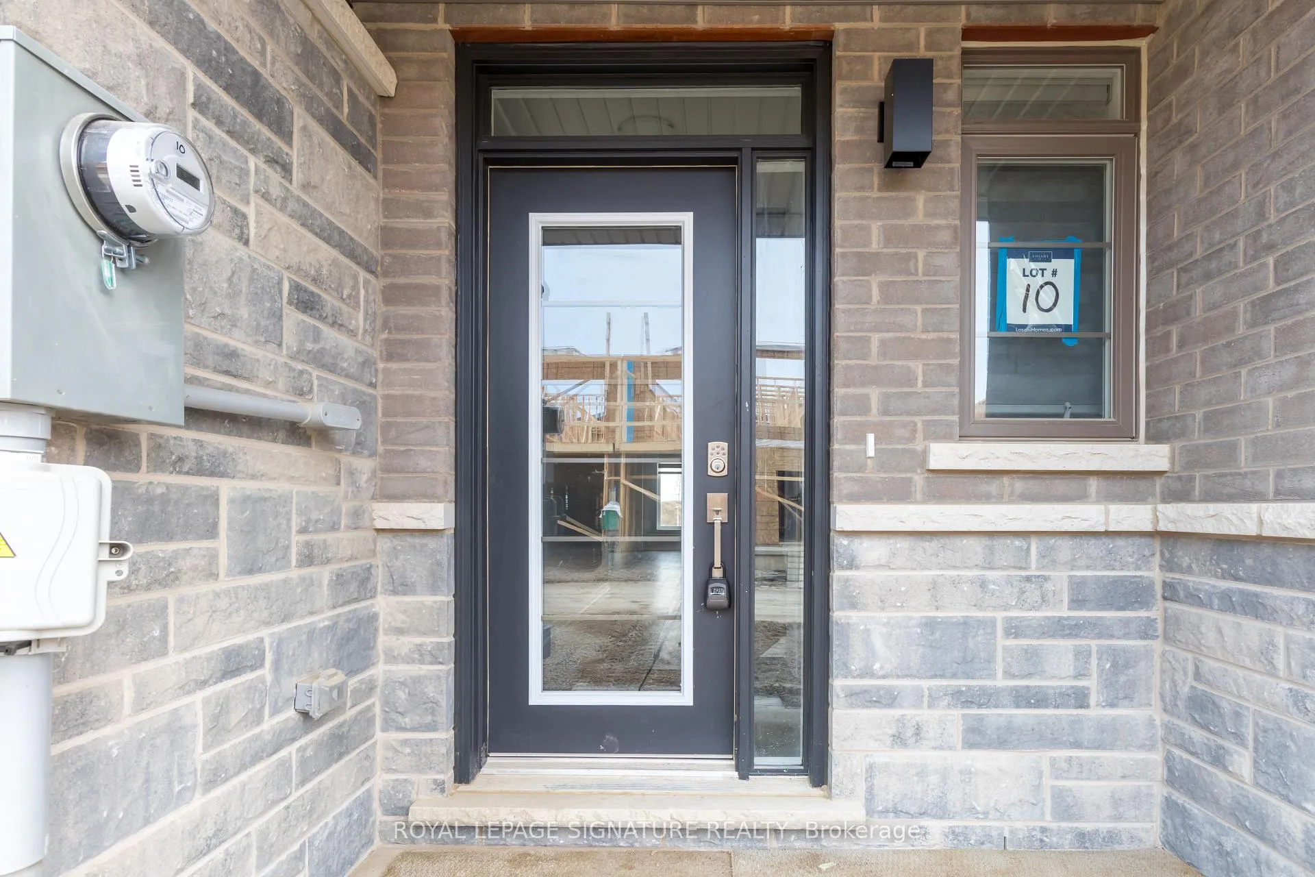 Photo 3 of Unit 10, 61 Soho Street, Hamilton, Stoney Creek — HOMEH