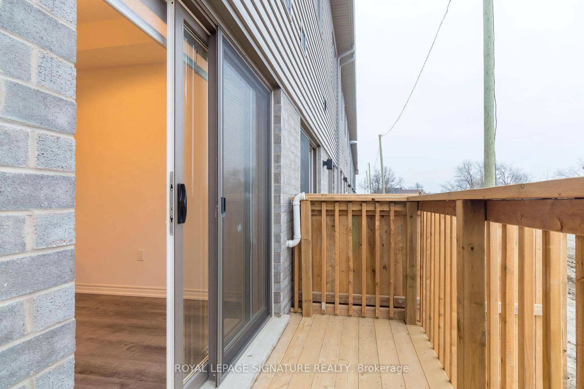 Photo 27 of Unit 10, 61 Soho Street, Hamilton, Stoney Creek — HOMEH