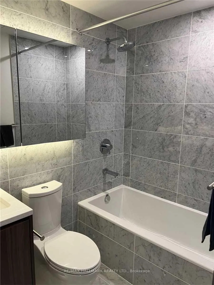 Photo 7 of Unit 705, 95 Mcmahon Drive, North York, Bayview Village — HOMEH