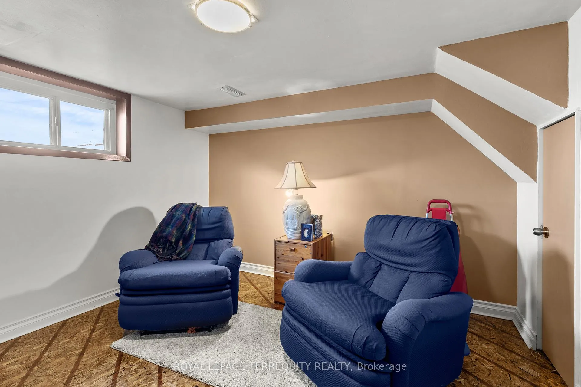 Photo 13 of 36 East 24th Street, Hamilton, Eastmount — HOMEH