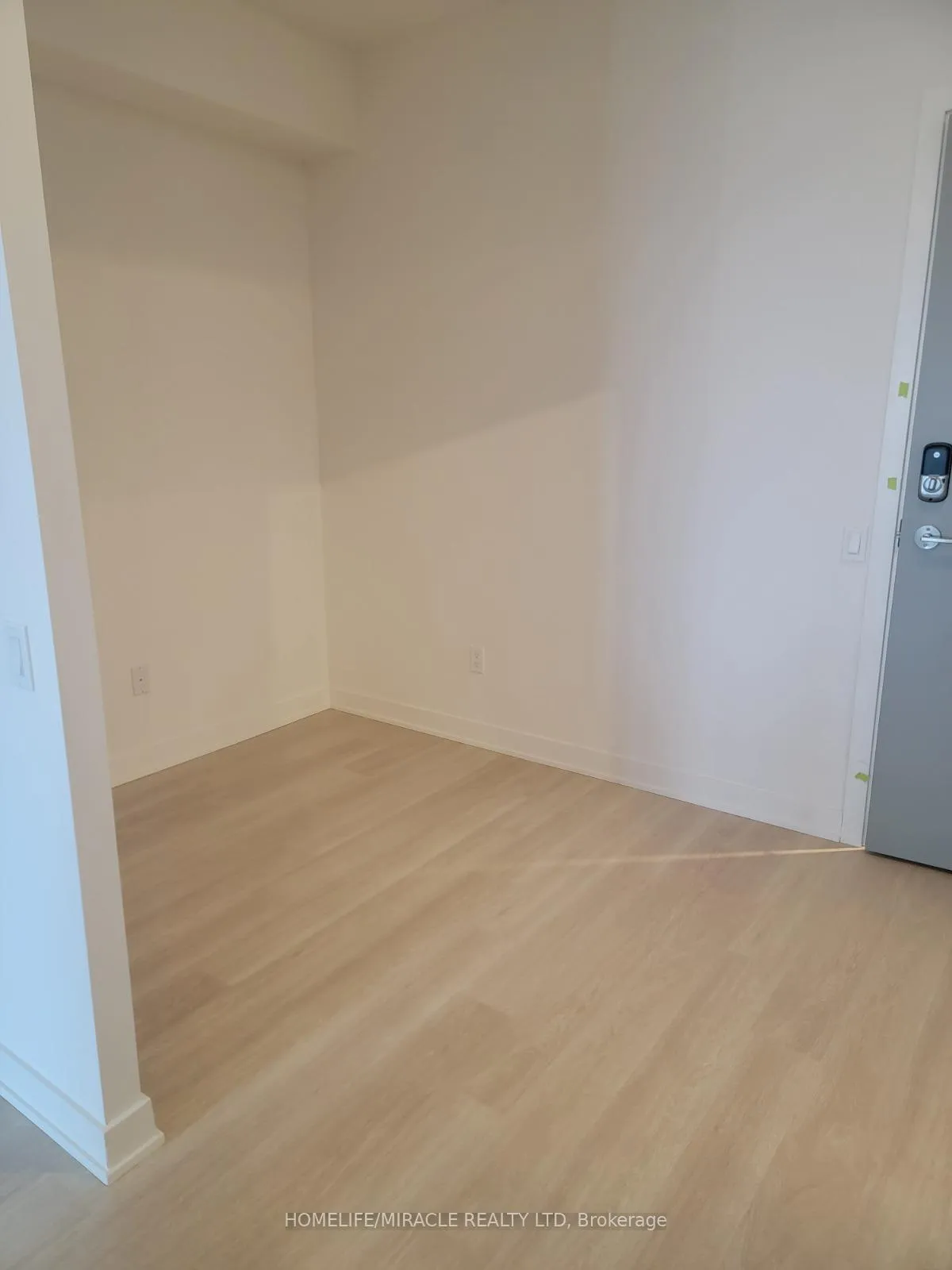 Photo 15 of Unit 3109, 30 Upper Mall Way, Vaughan, Brownridge — HOMEH