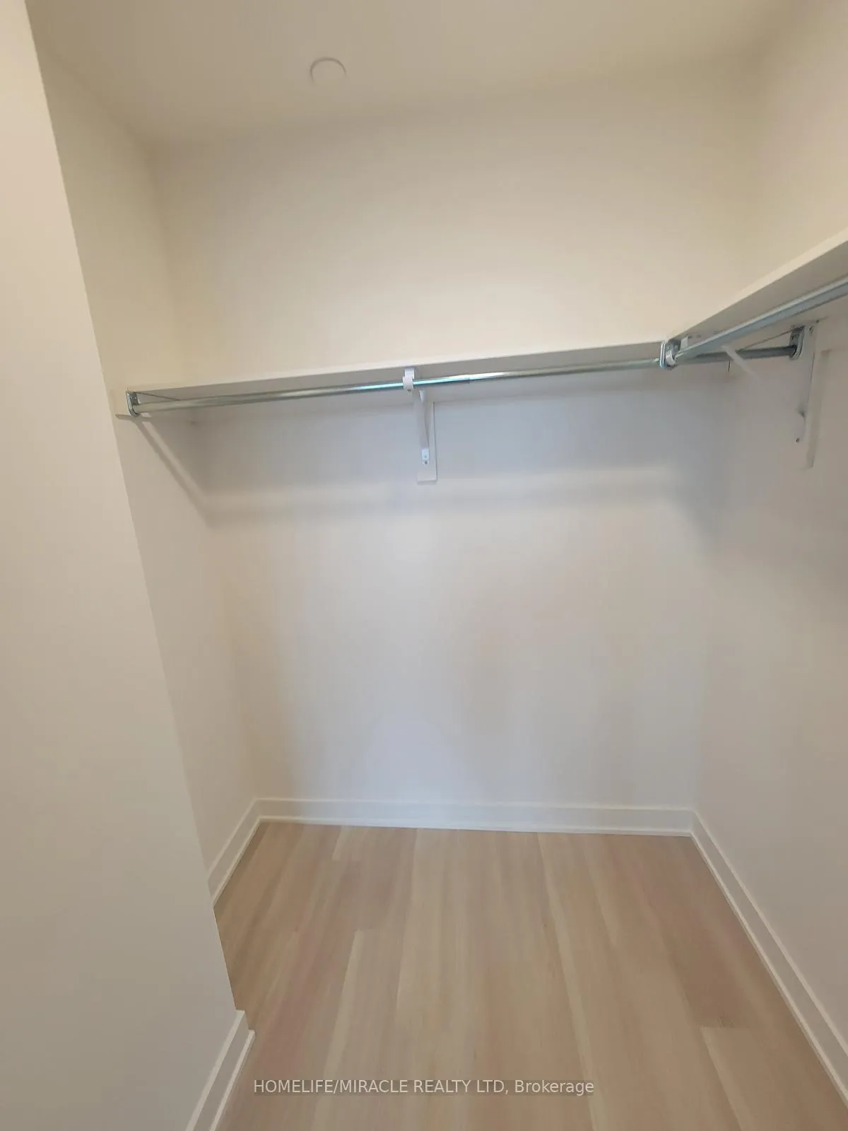 Photo 17 of Unit 3109, 30 Upper Mall Way, Vaughan, Brownridge — HOMEH