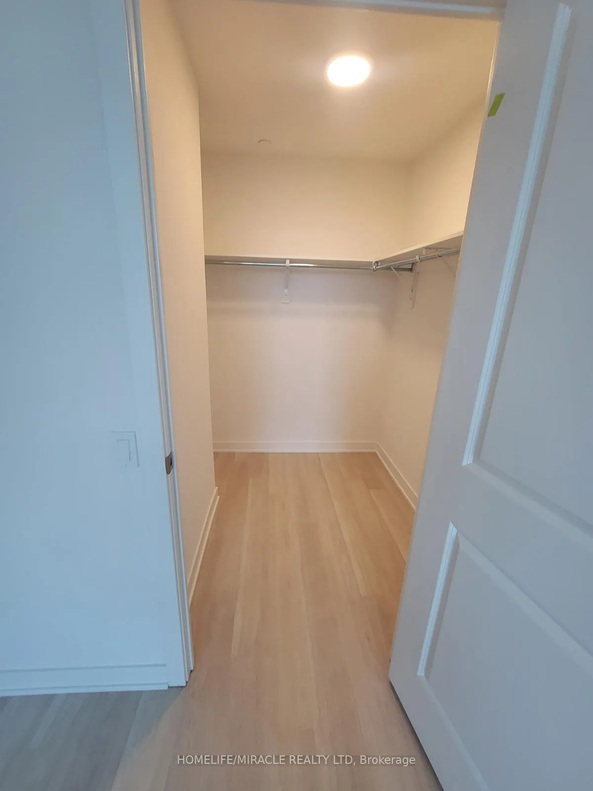 Photo 19 of Unit 3109, 30 Upper Mall Way, Vaughan, Brownridge — HOMEH