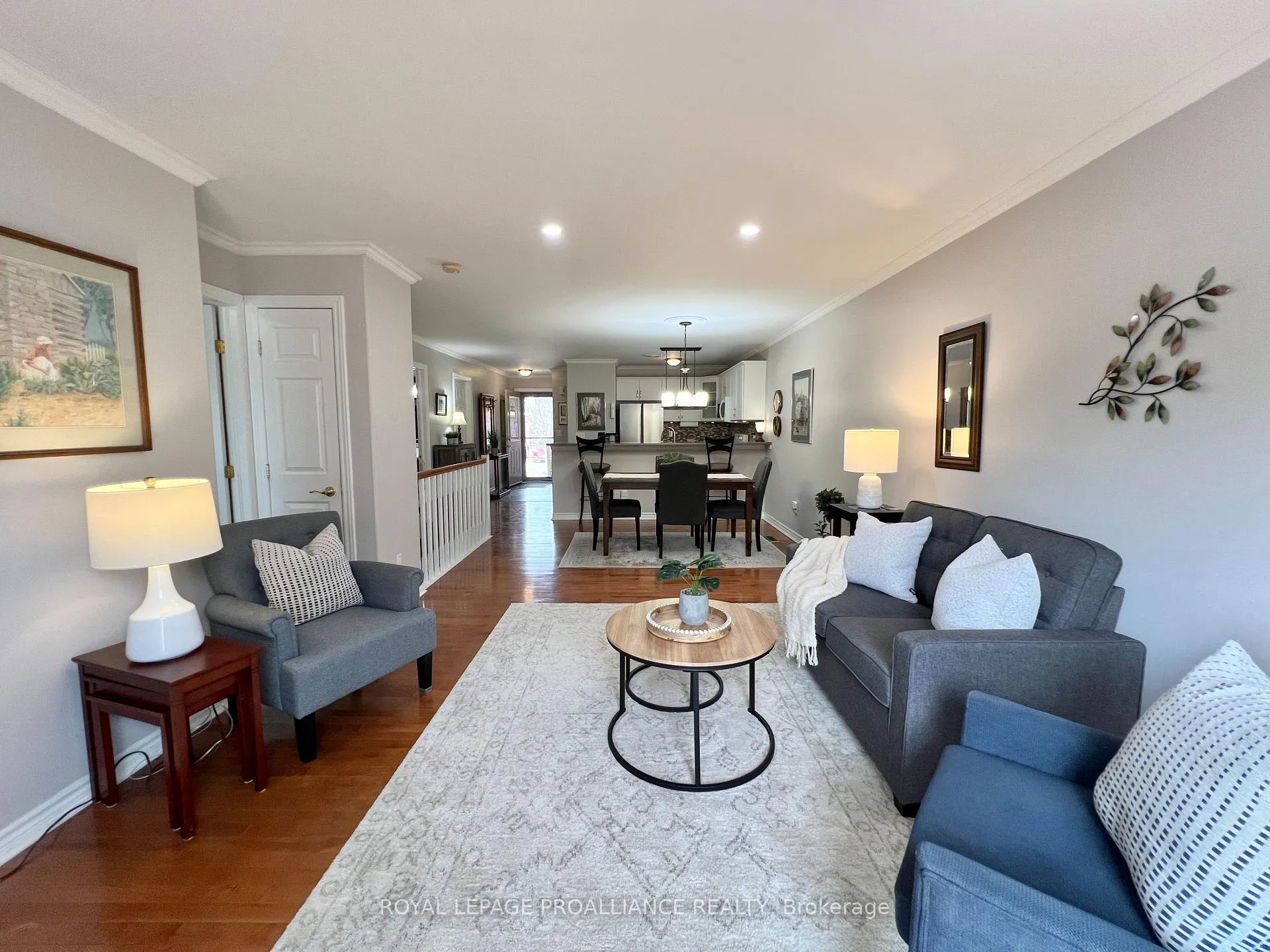 Photo 12 of Unit 13, 35 Albion Street, Belleville, Belleville Ward — HOMEH