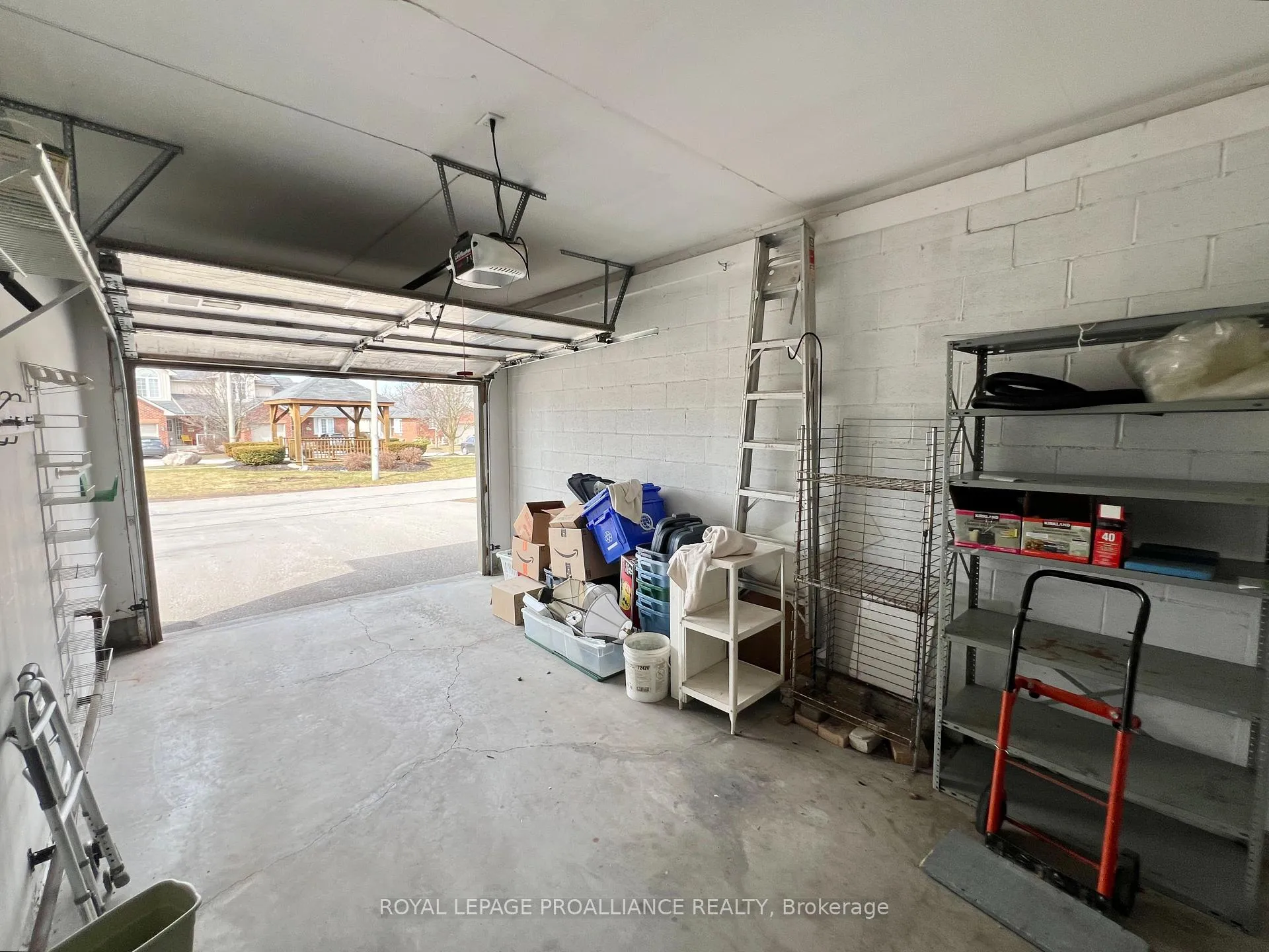 Photo 25 of Unit 13, 35 Albion Street, Belleville, Belleville Ward — HOMEH