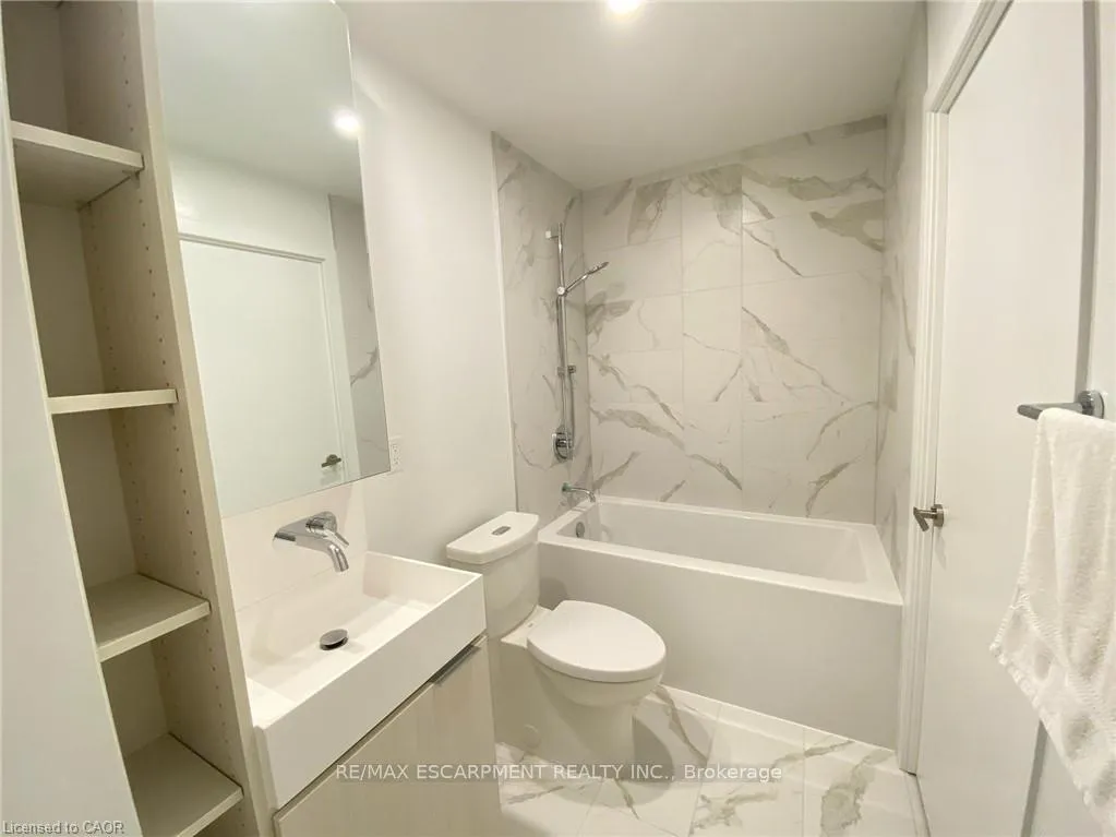 Photo 14 of Unit 2206, 370 Martha Street, Burlington, Brant — HOMEH