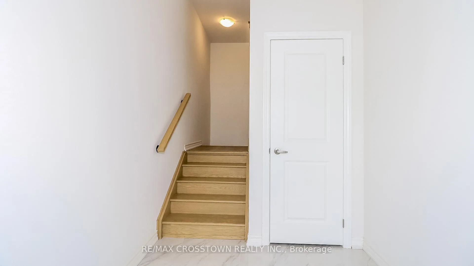 Photo 5 of Unit (Unit 7), 1225 Corm Street, Innisfil, Alcona — HOMEH