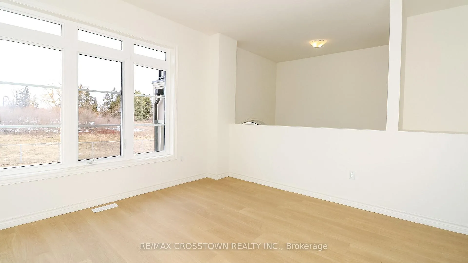 Photo 7 of Unit (Unit 7), 1225 Corm Street, Innisfil, Alcona — HOMEH