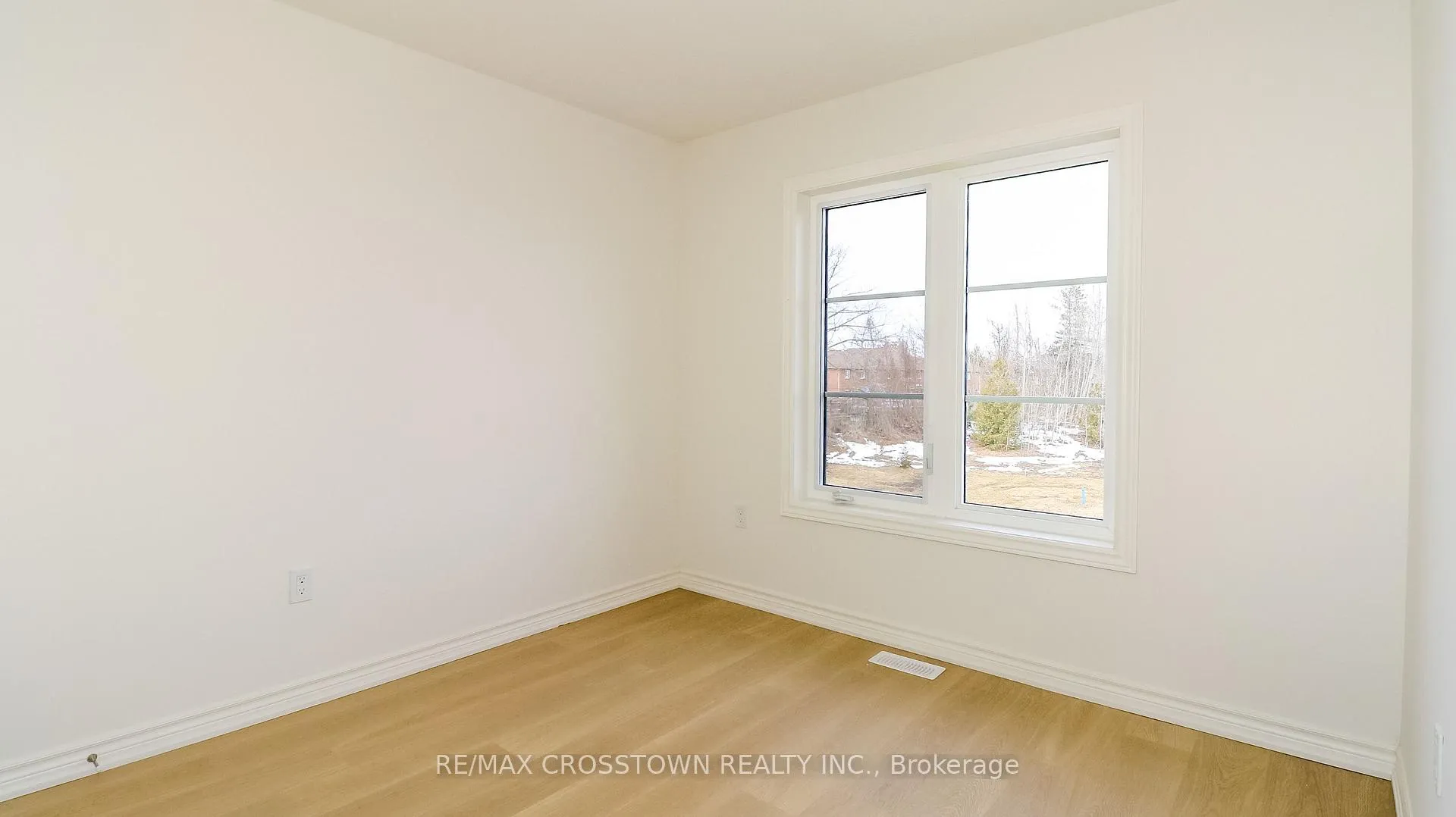 Photo 28 of Unit (Unit 7), 1225 Corm Street, Innisfil, Alcona — HOMEH