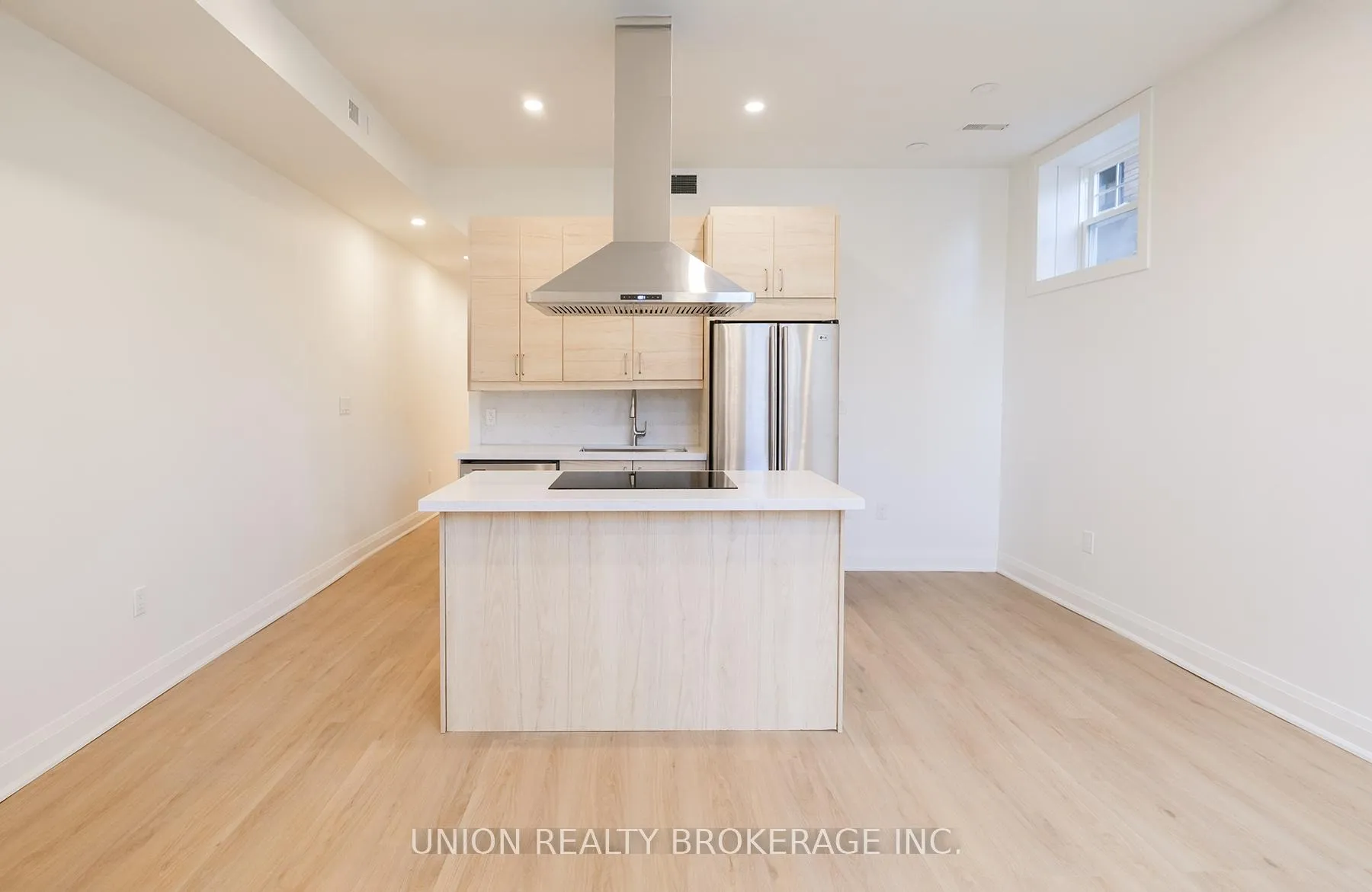 Photo 2 of Unit 2, 85 Beech Avenue, Toronto, The Beaches — HOMEH