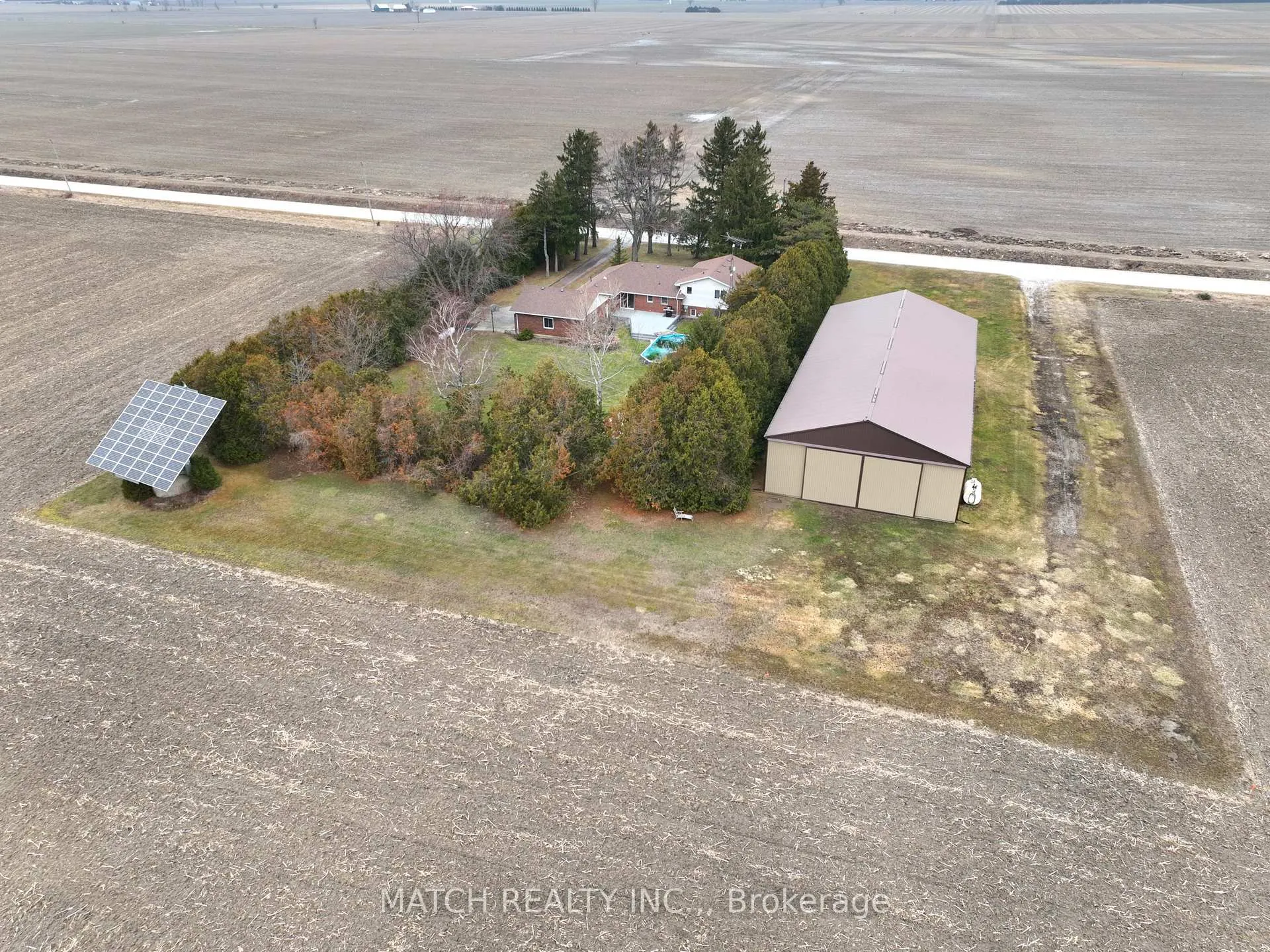 Photo 4 of 10010 Cedar Hedge Line, Chatham-Kent, Dresden — HOMEH