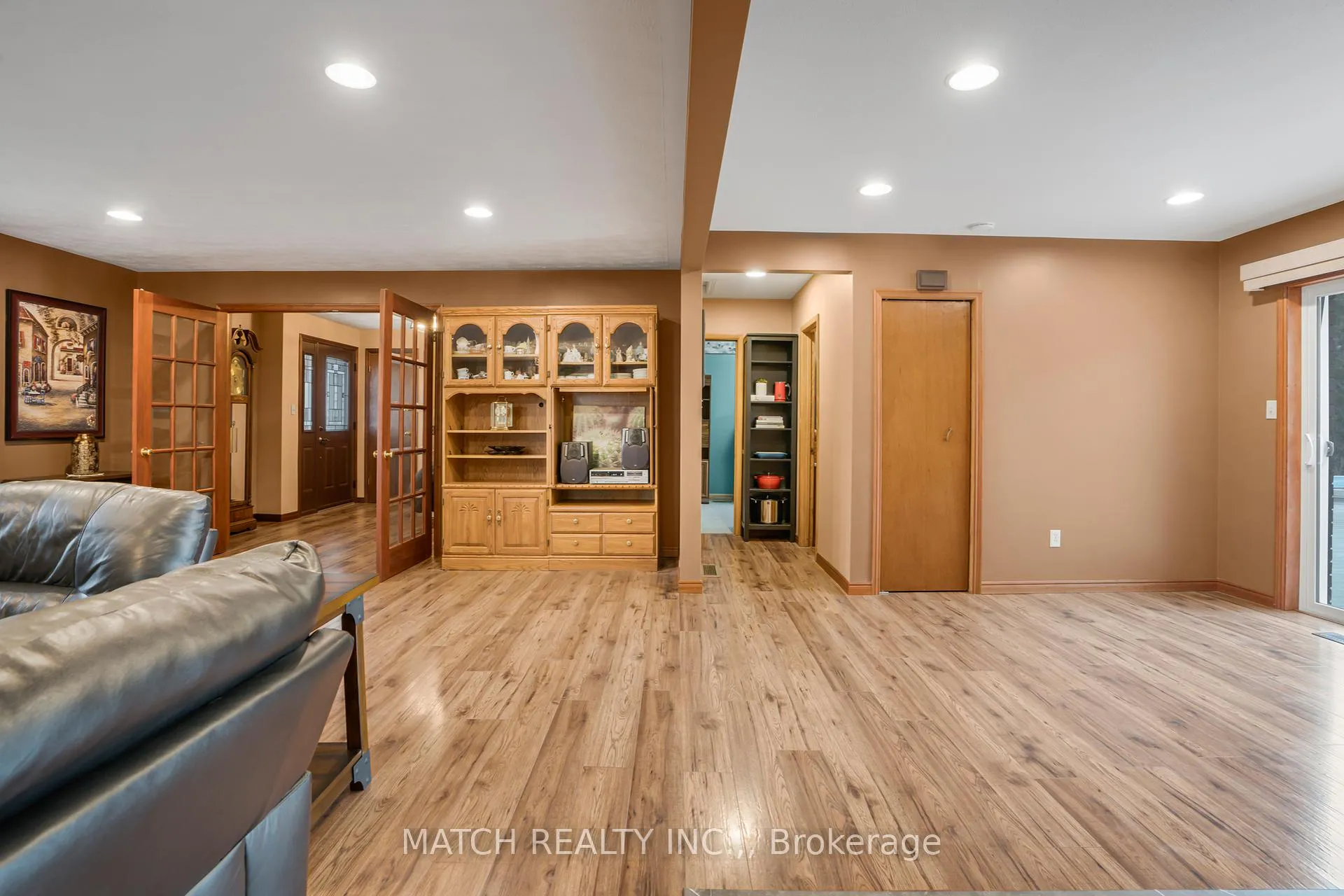 Photo 15 of 10010 Cedar Hedge Line, Chatham-Kent, Dresden — HOMEH