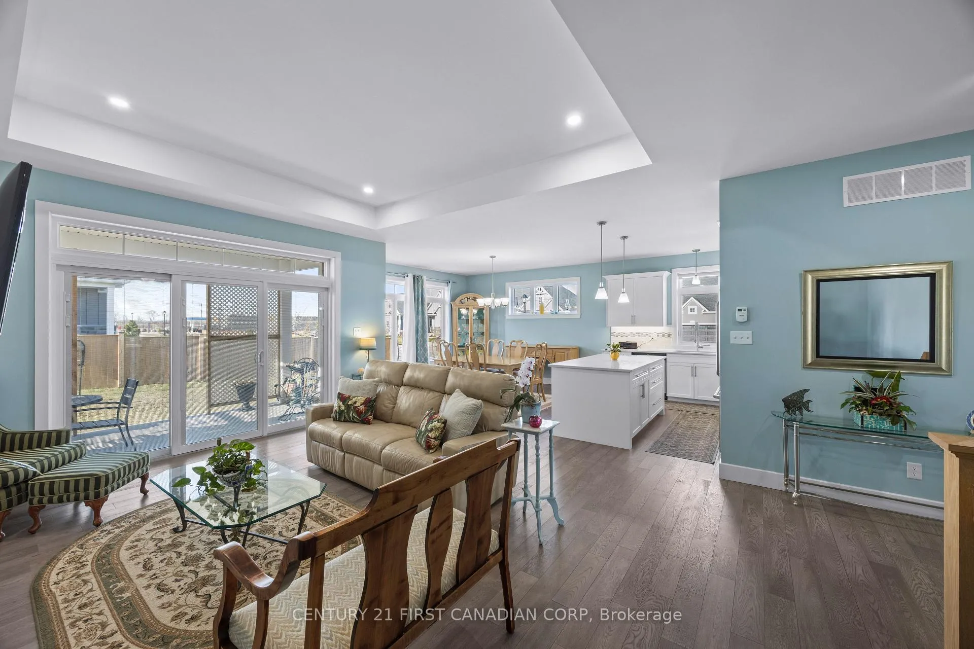 Photo 10 of 23 Brooklawn Drive, Lambton Shores, Grand Bend — HOMEH