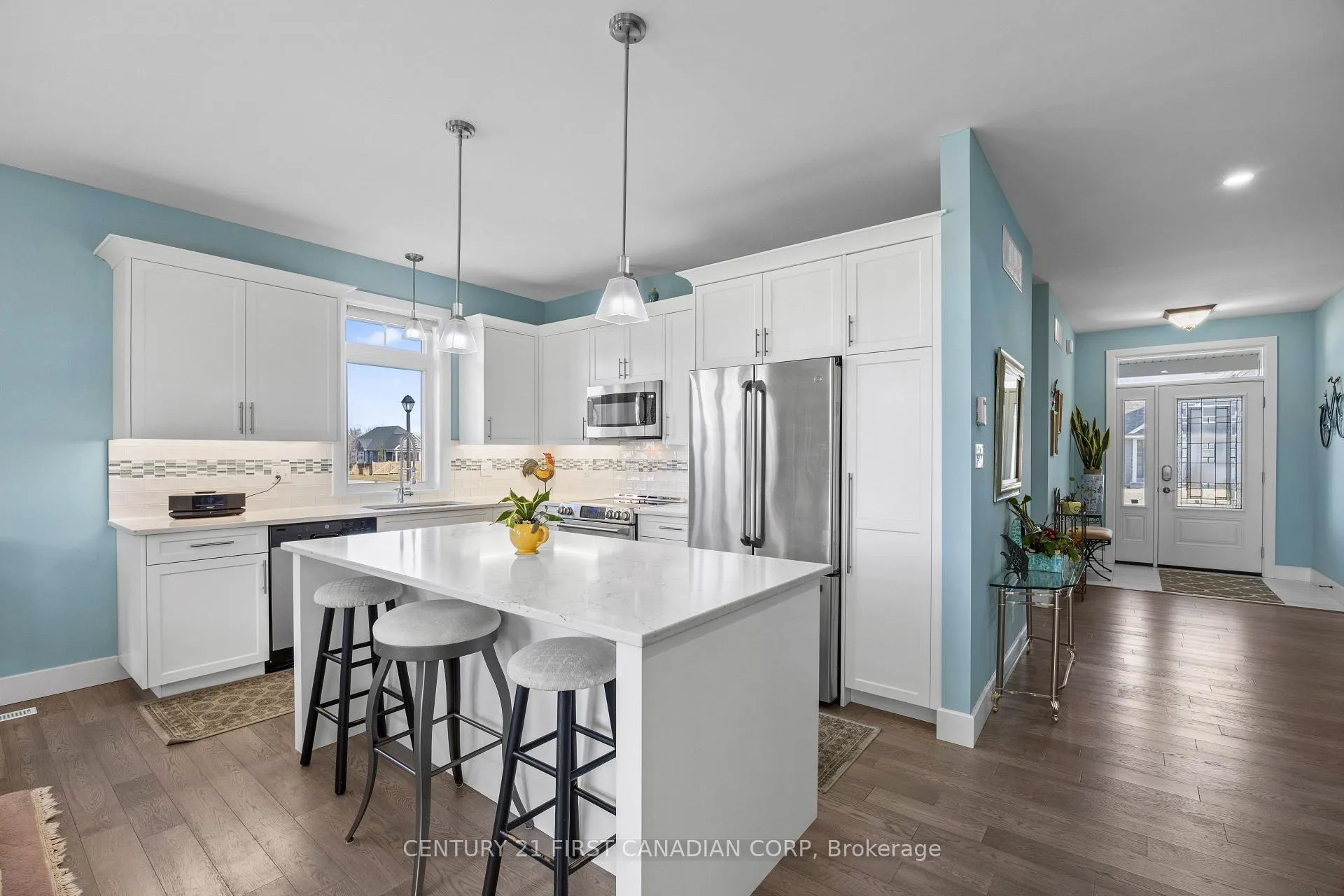 Photo 15 of 23 Brooklawn Drive, Lambton Shores, Grand Bend — HOMEH