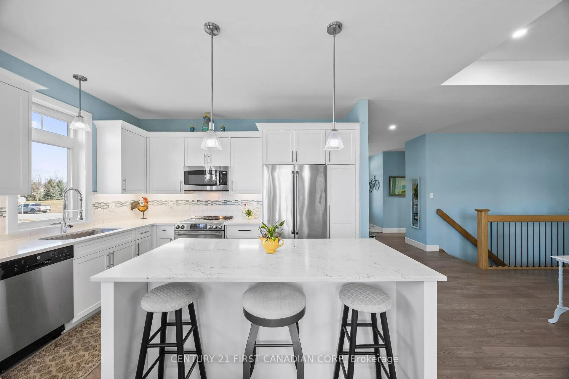 Photo 16 of 23 Brooklawn Drive, Lambton Shores, Grand Bend — HOMEH