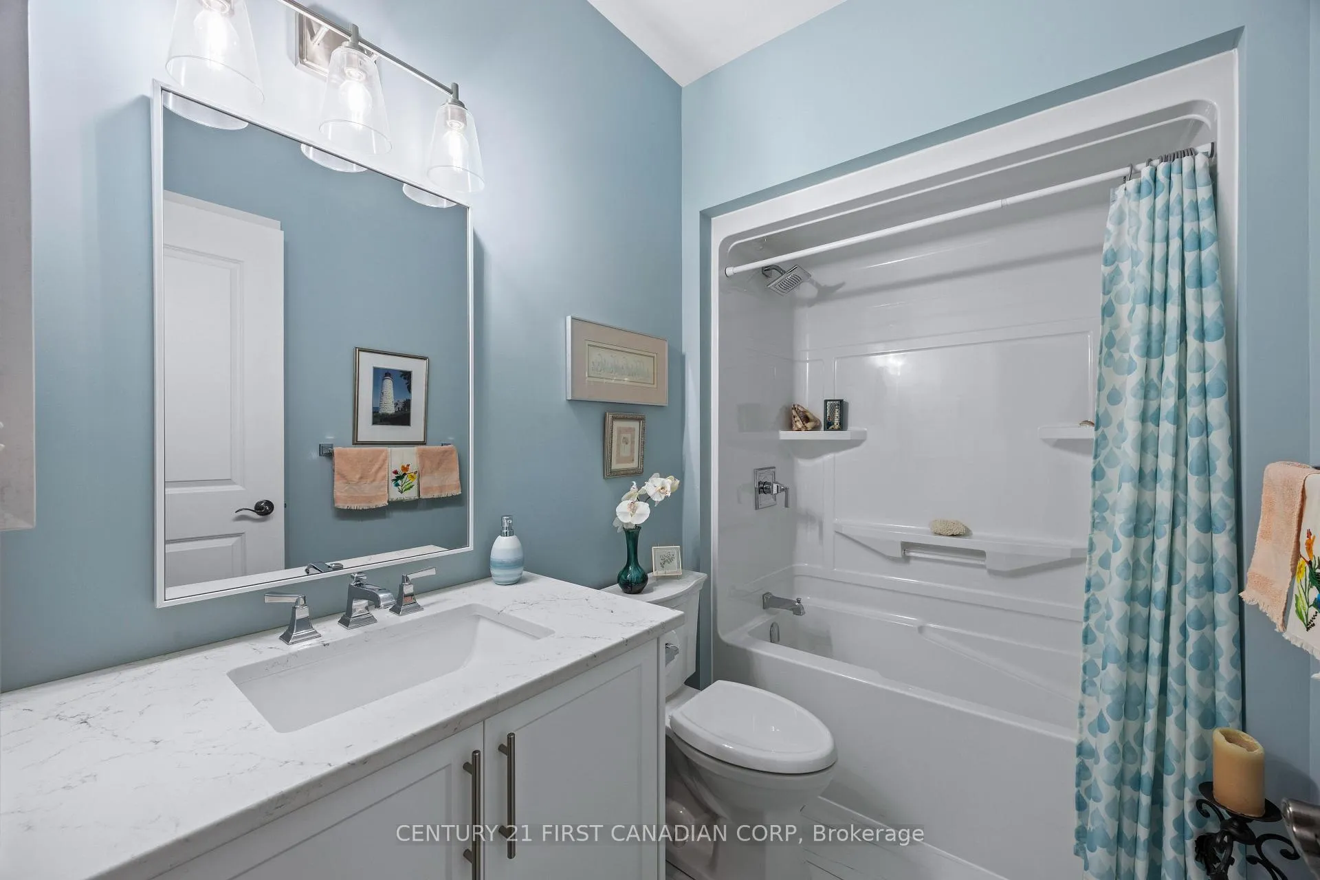 Photo 28 of 23 Brooklawn Drive, Lambton Shores, Grand Bend — HOMEH