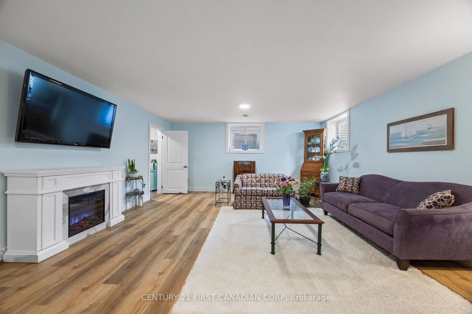 Photo 32 of 23 Brooklawn Drive, Lambton Shores, Grand Bend — HOMEH