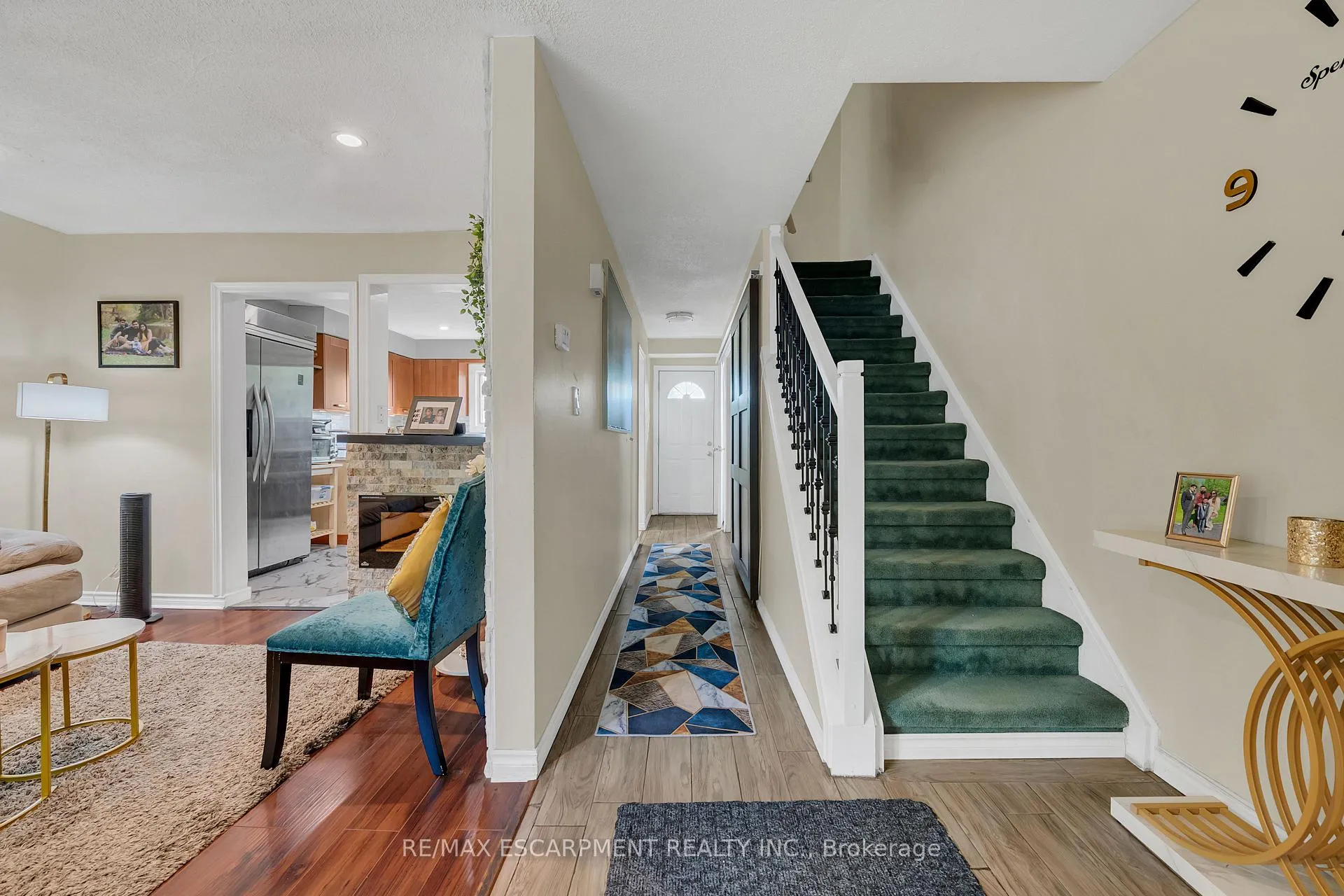 Photo 5 of 18 Riverdale Drive, Hamilton, Riverdale — HOMEH