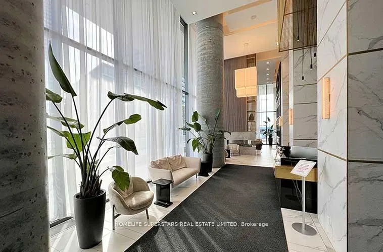 Photo 8 of Unit Ph12, 950 Portage Parkway, Vaughan, Vaughan Corporate Centre — HOMEH