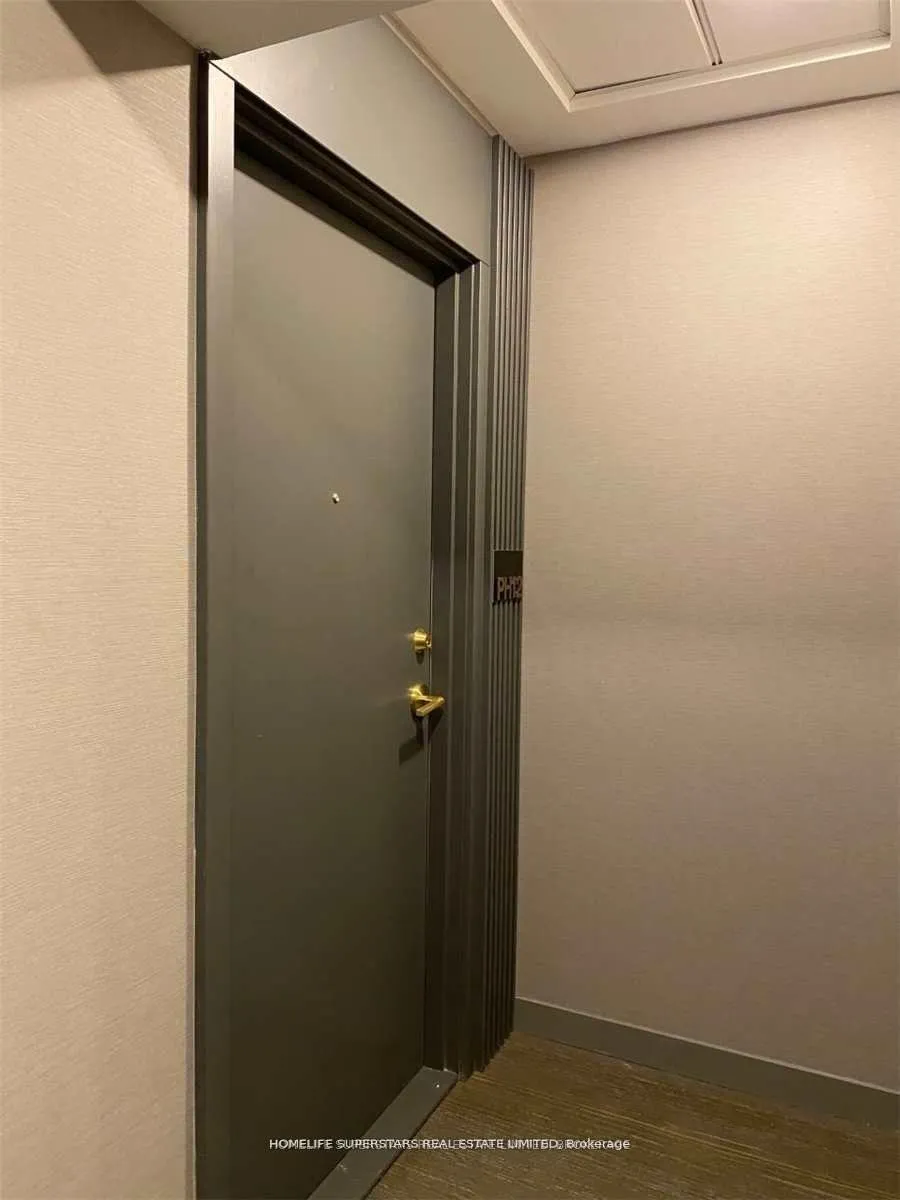 Photo 19 of Unit Ph12, 950 Portage Parkway, Vaughan, Vaughan Corporate Centre — HOMEH