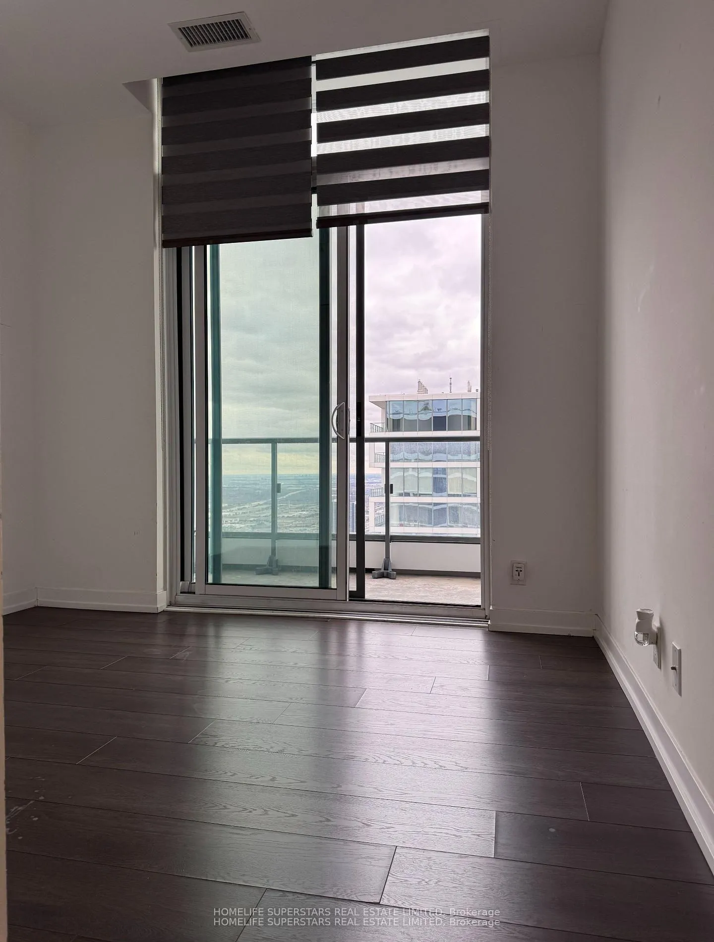 Photo 33 of Unit Ph12, 950 Portage Parkway, Vaughan, Vaughan Corporate Centre — HOMEH