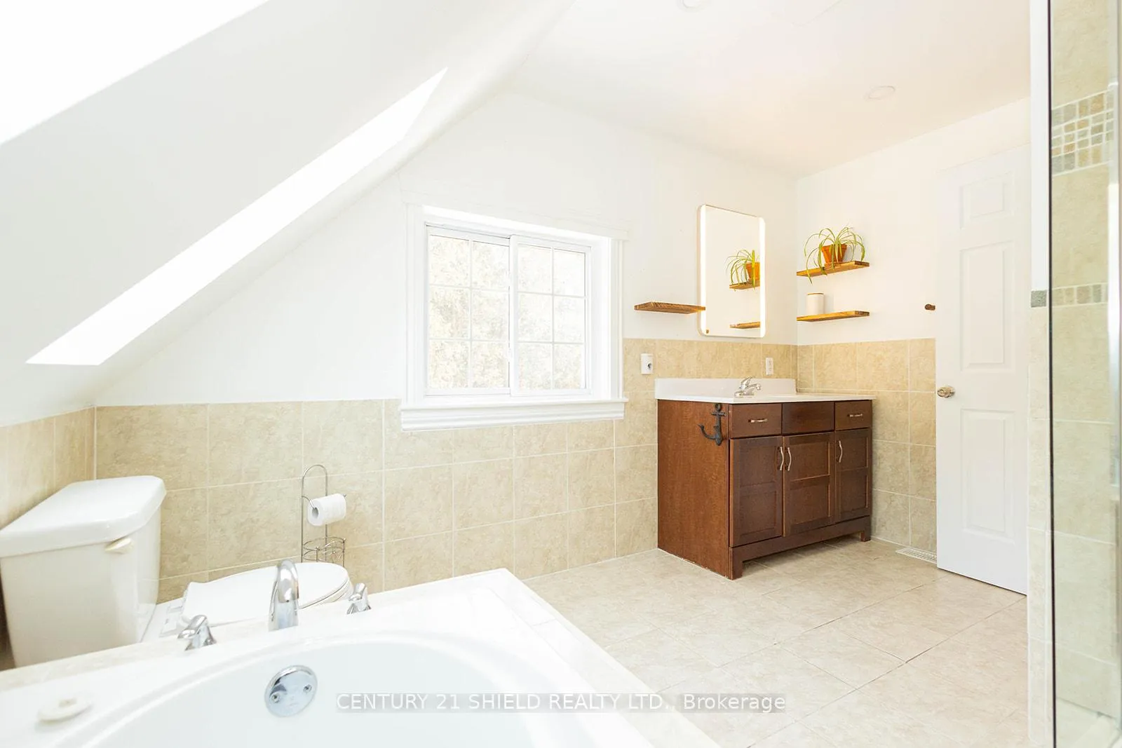 Photo 22 of 21857 Concession Rd 9, South Glengarry, South Glengarry (Lancaster) Twp — HOMEH