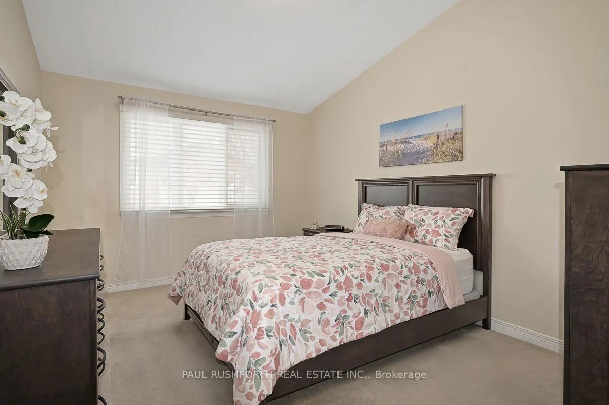 Photo 15 of 47 Peregrine Crescent, Ottawa, Kanata - Bridlewood — HOMEH
