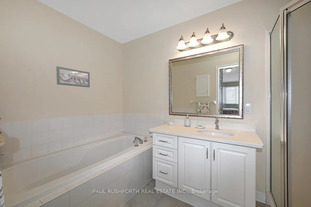 Photo 17 of 47 Peregrine Crescent, Ottawa, Kanata - Bridlewood — HOMEH