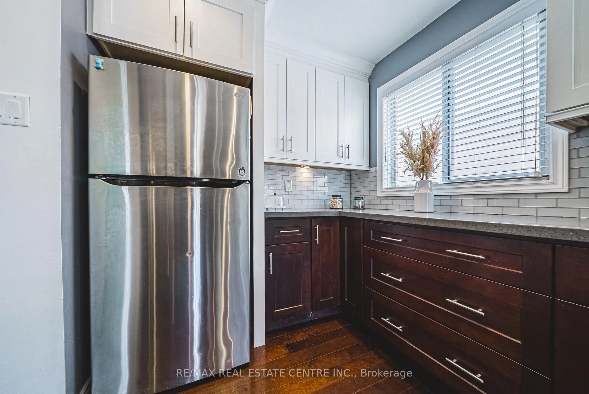 Photo 8 of 5 michelle Court, Kitchener — HOMEH