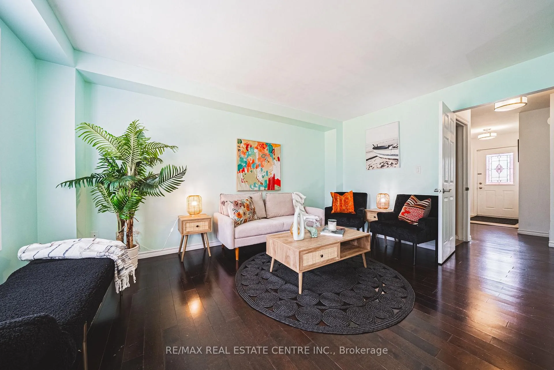 Photo 11 of 5 michelle Court, Kitchener — HOMEH