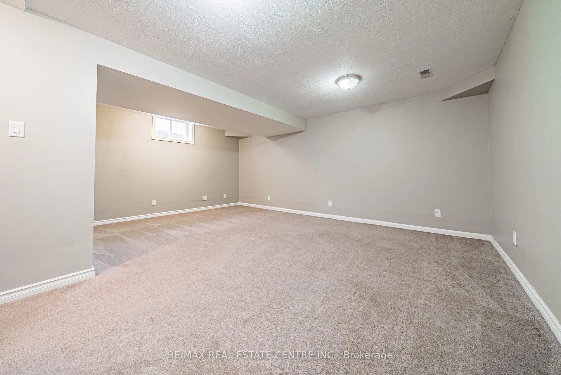 Photo 20 of 5 michelle Court, Kitchener — HOMEH