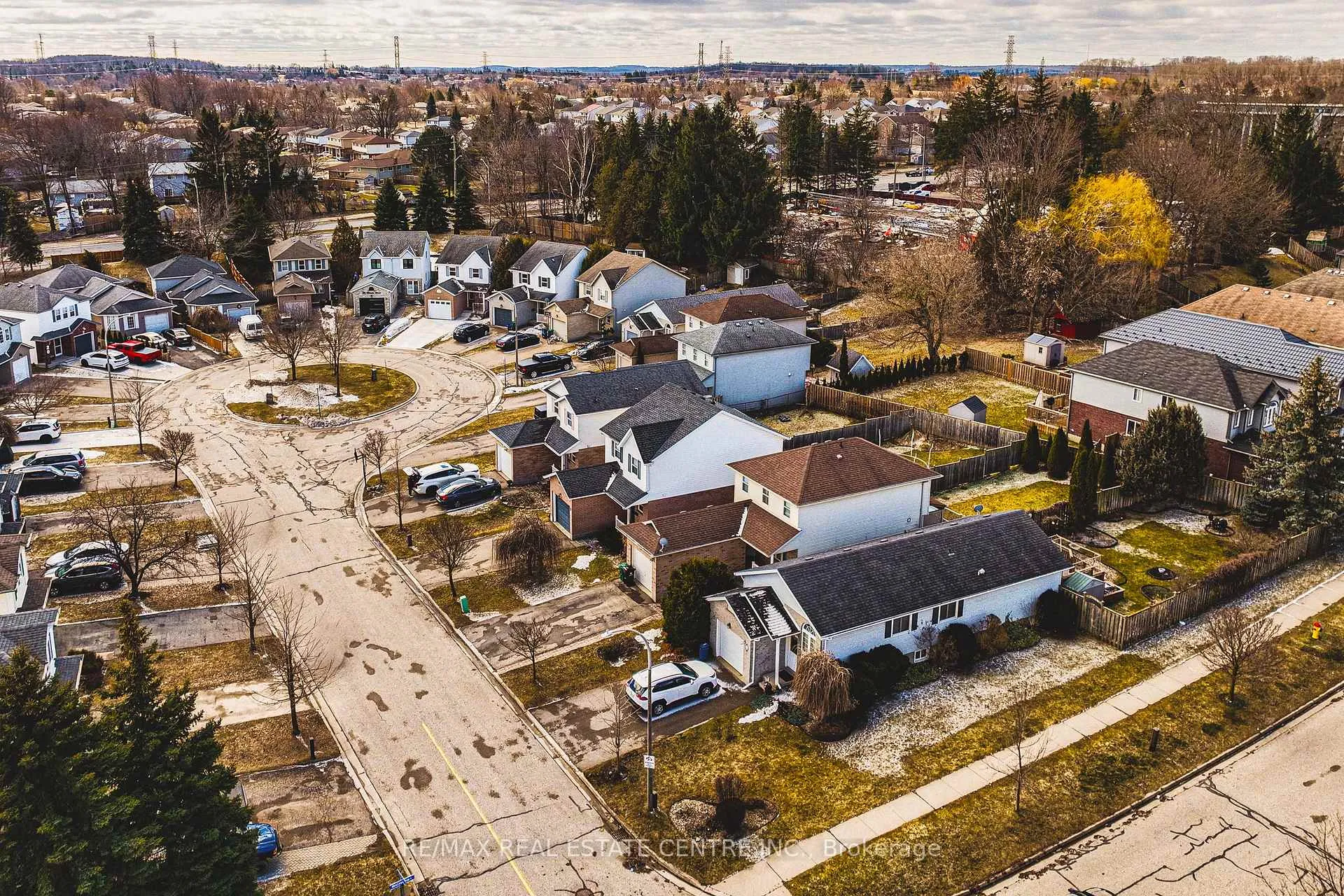 Photo 26 of 5 michelle Court, Kitchener — HOMEH
