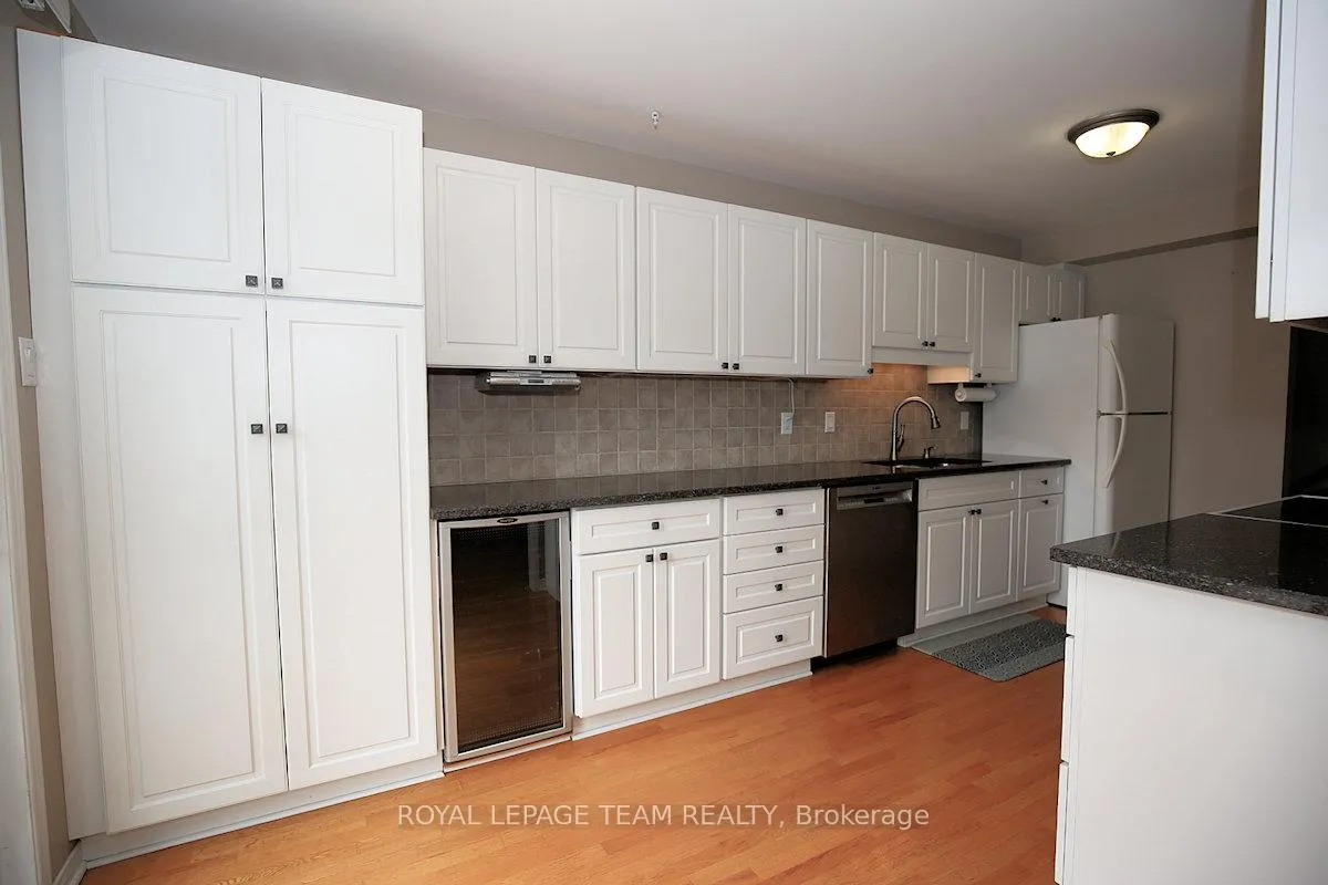 Photo 3 of 119 Blackdome Crescent, Ottawa, Kanata - Kanata Lakes/Heritage Hills — HOMEH