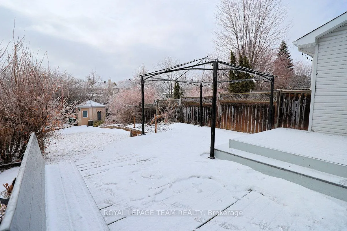 Photo 4 of 119 Blackdome Crescent, Ottawa, Kanata - Kanata Lakes/Heritage Hills — HOMEH