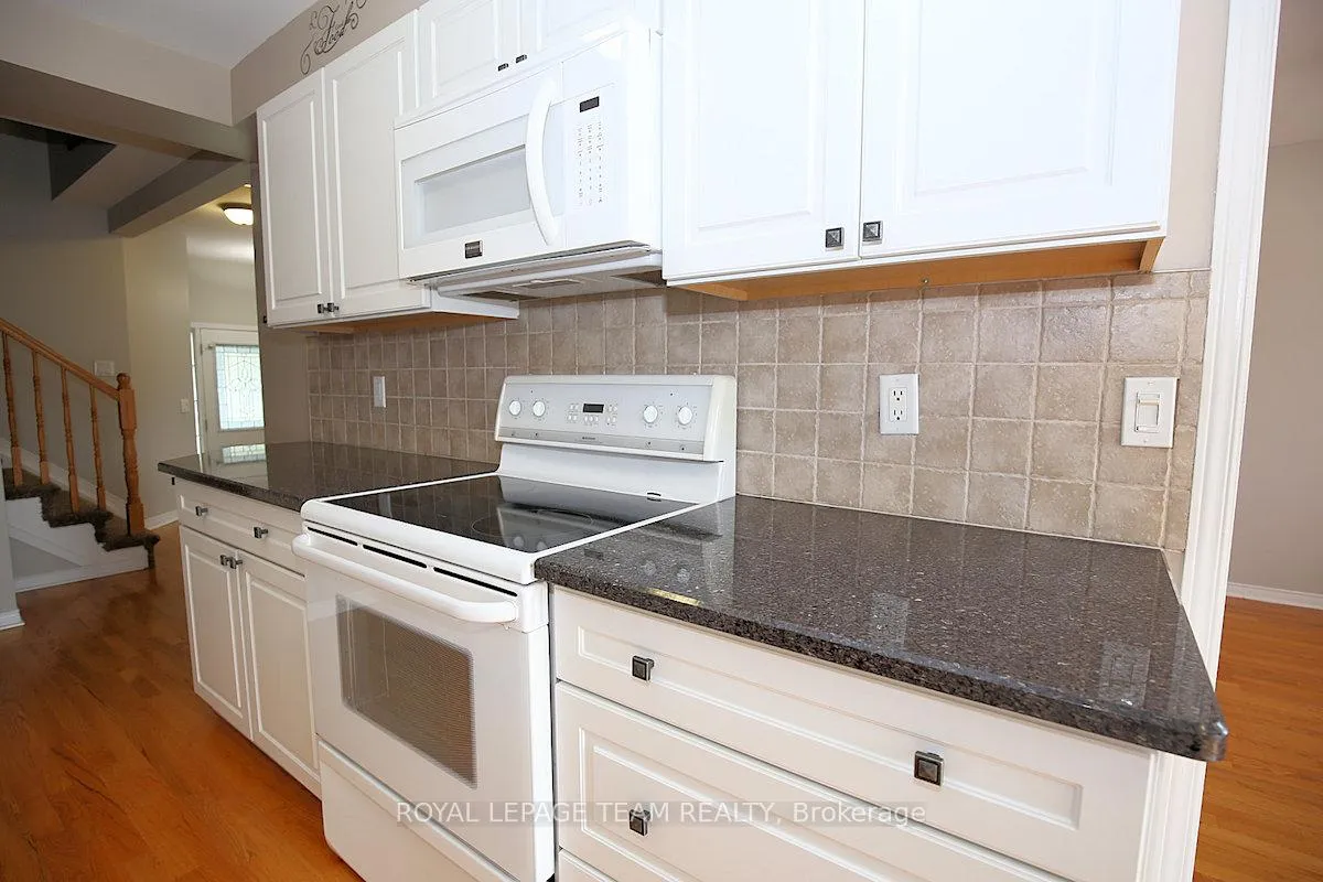 Photo 18 of 119 Blackdome Crescent, Ottawa, Kanata - Kanata Lakes/Heritage Hills — HOMEH