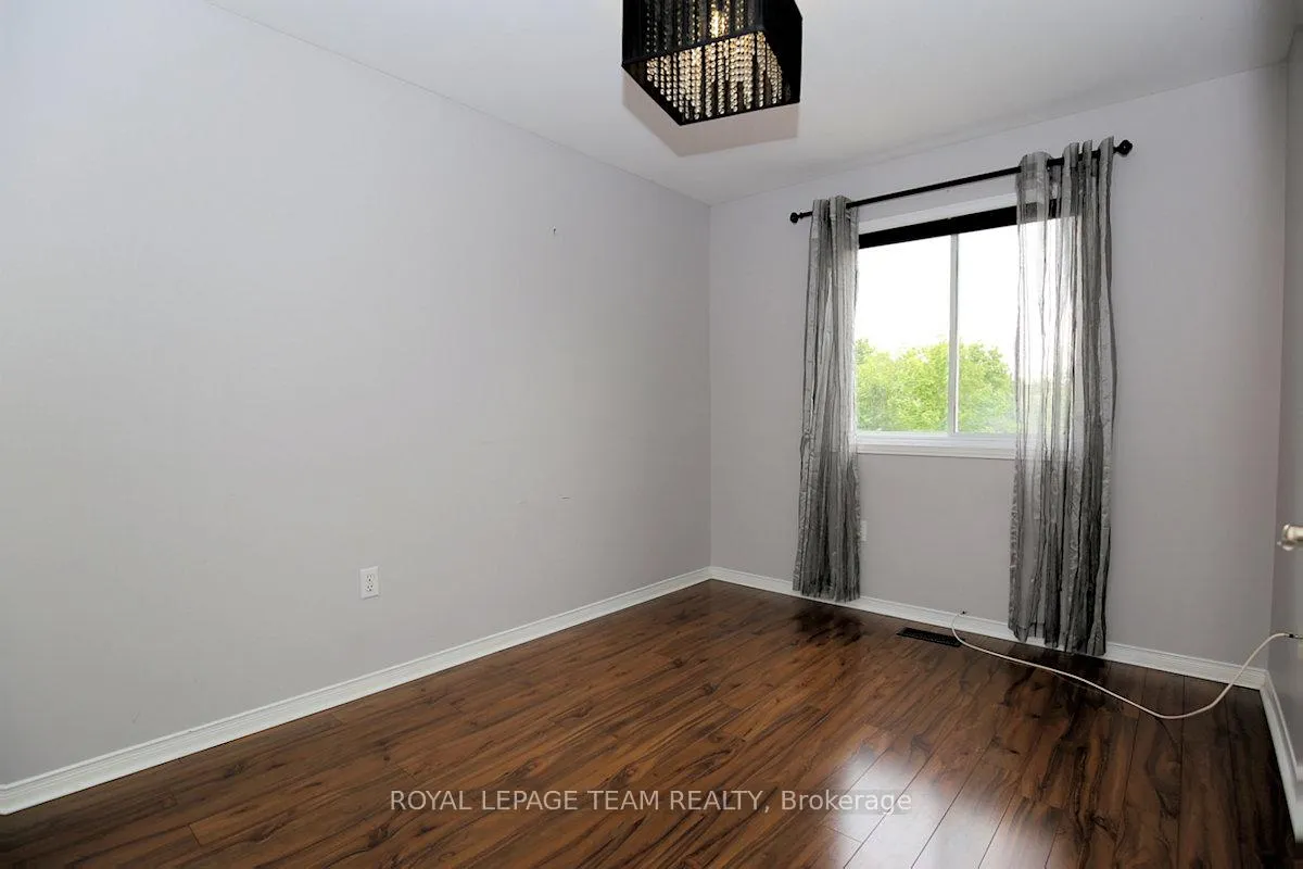 Photo 33 of 119 Blackdome Crescent, Ottawa, Kanata - Kanata Lakes/Heritage Hills — HOMEH