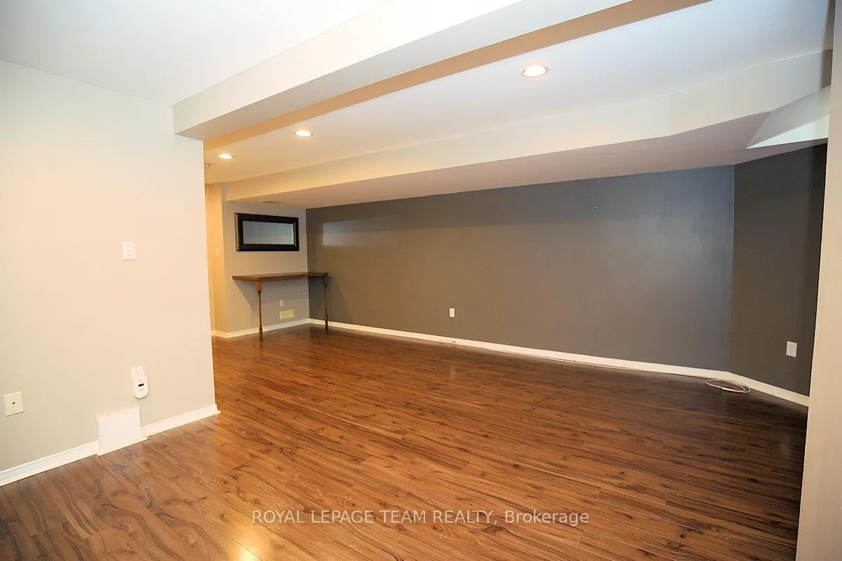 Photo 39 of 119 Blackdome Crescent, Ottawa, Kanata - Kanata Lakes/Heritage Hills — HOMEH
